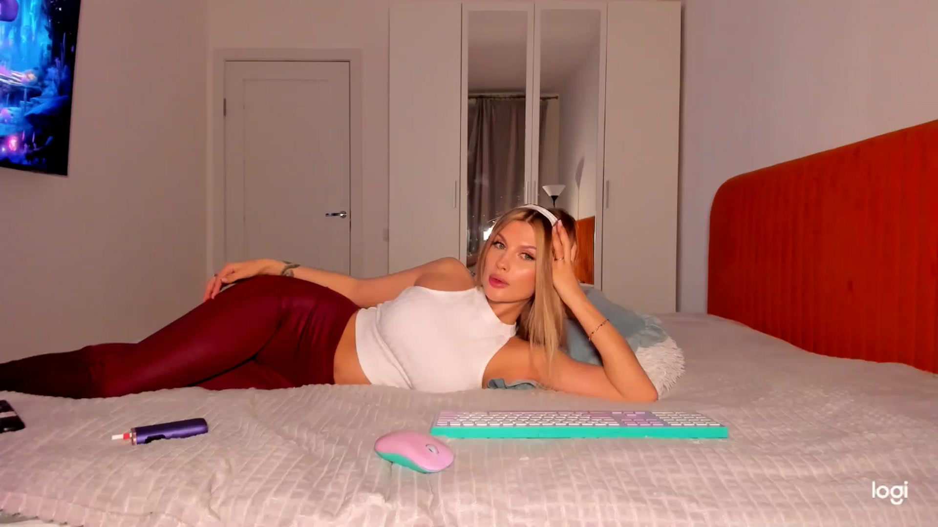 Gallery image thumbnail from KatyLi's myfreecams stream on, 04/28/2025, 21:36 image 20 of 20