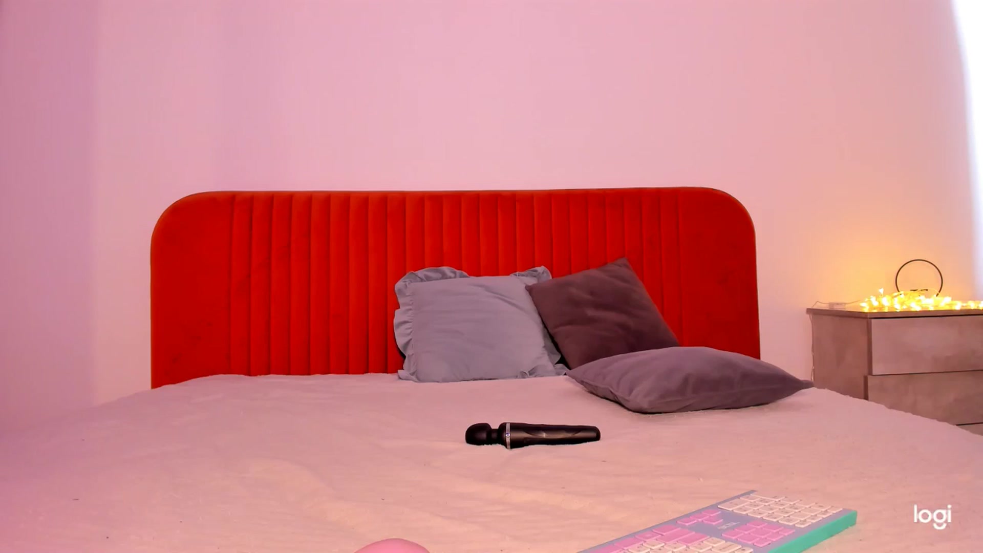 Gallery image thumbnail from KatyLi's myfreecams stream on, 05/20/2025, 12:27 image 12 of 20