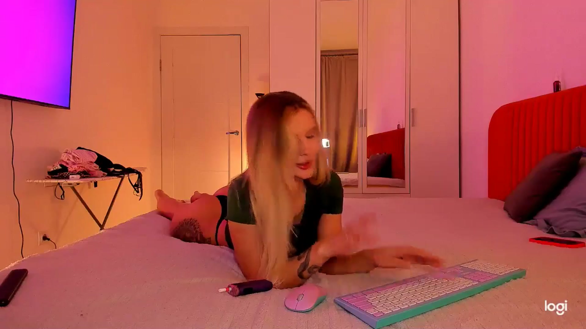 Gallery image thumbnail from KatyLi's myfreecams stream on, 05/21/2025, 21:53 image 7 of 20