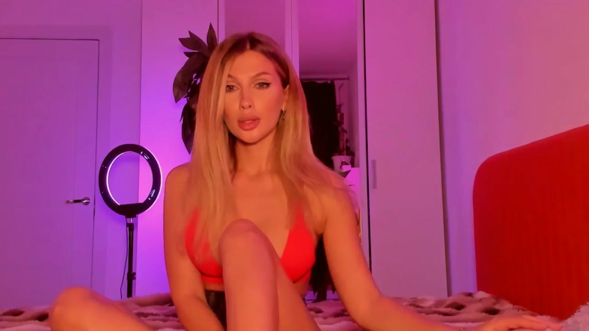 Gallery image thumbnail from KatyLi's myfreecams stream on, 10/05/2025, 23:24 image 6 of 20