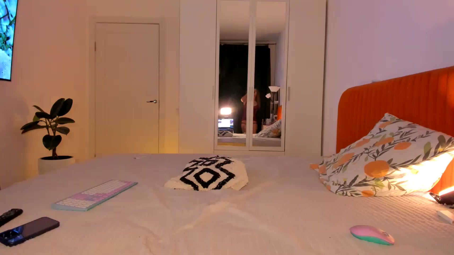 Gallery image thumbnail from KatyLi's myfreecams stream on, 03/07/2026, 21:51 image 16 of 20