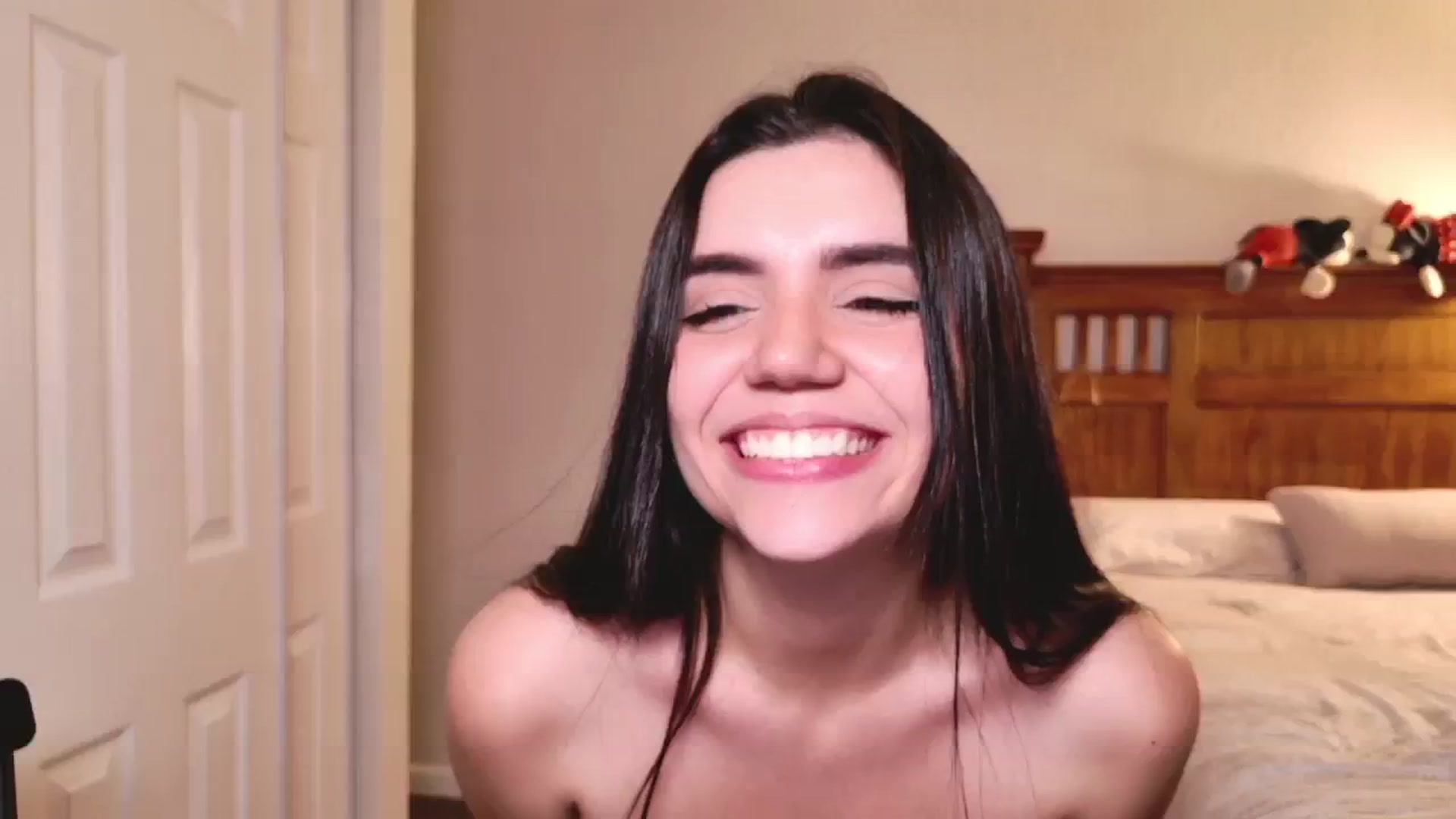 Gallery image thumbnail from KatyLorens's myfreecams stream on, 08/08/2023, 03:27 image 3 of 20