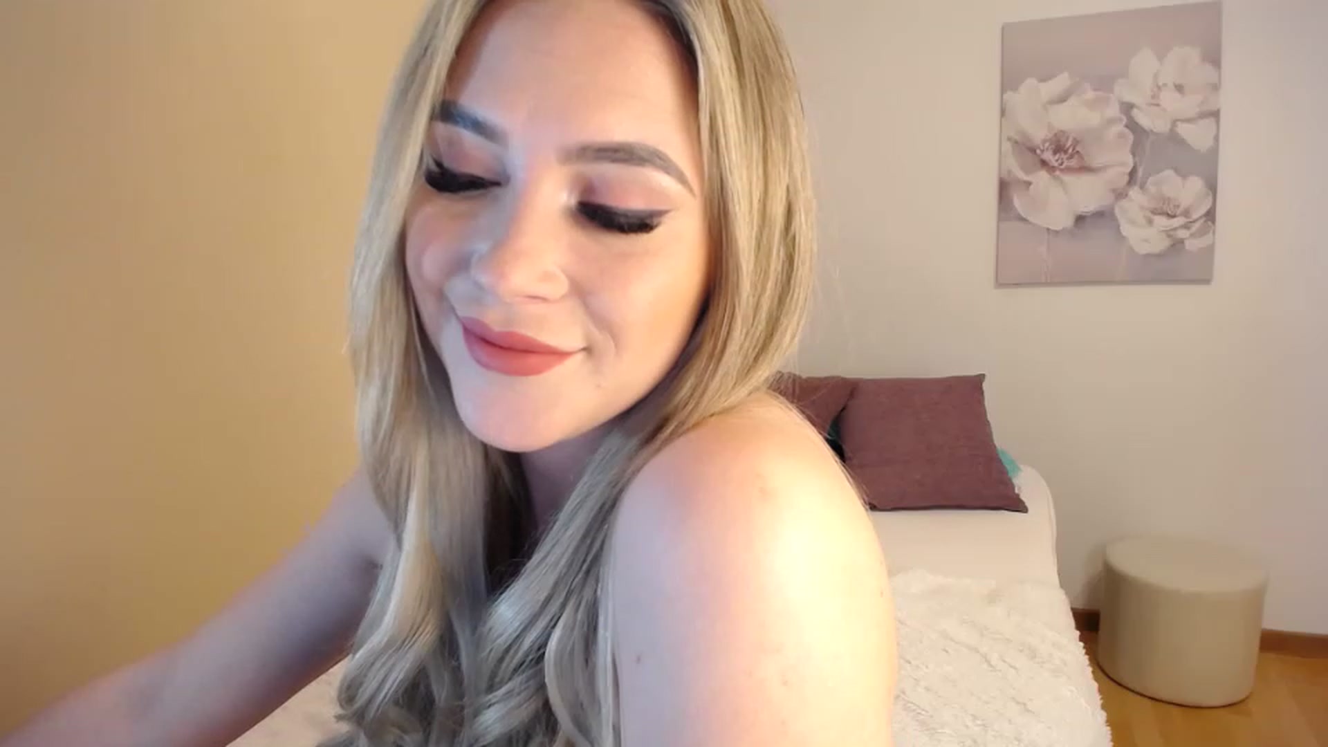 Gallery image thumbnail from Katy_KatyXX's myfreecams stream on, 03/31/2023, 02:40 image 20 of 20