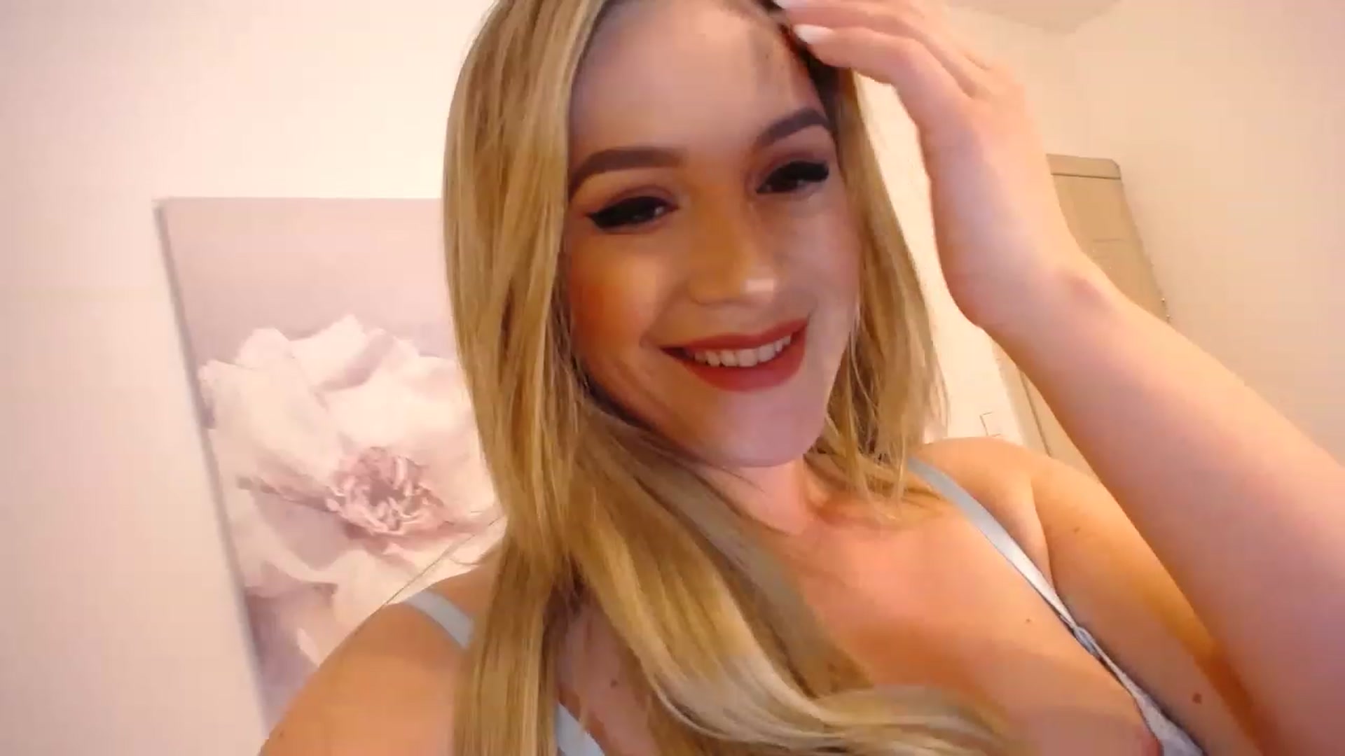 Gallery image thumbnail from Katy_KatyXX's myfreecams stream on, 05/09/2023, 06:54 image 9 of 20