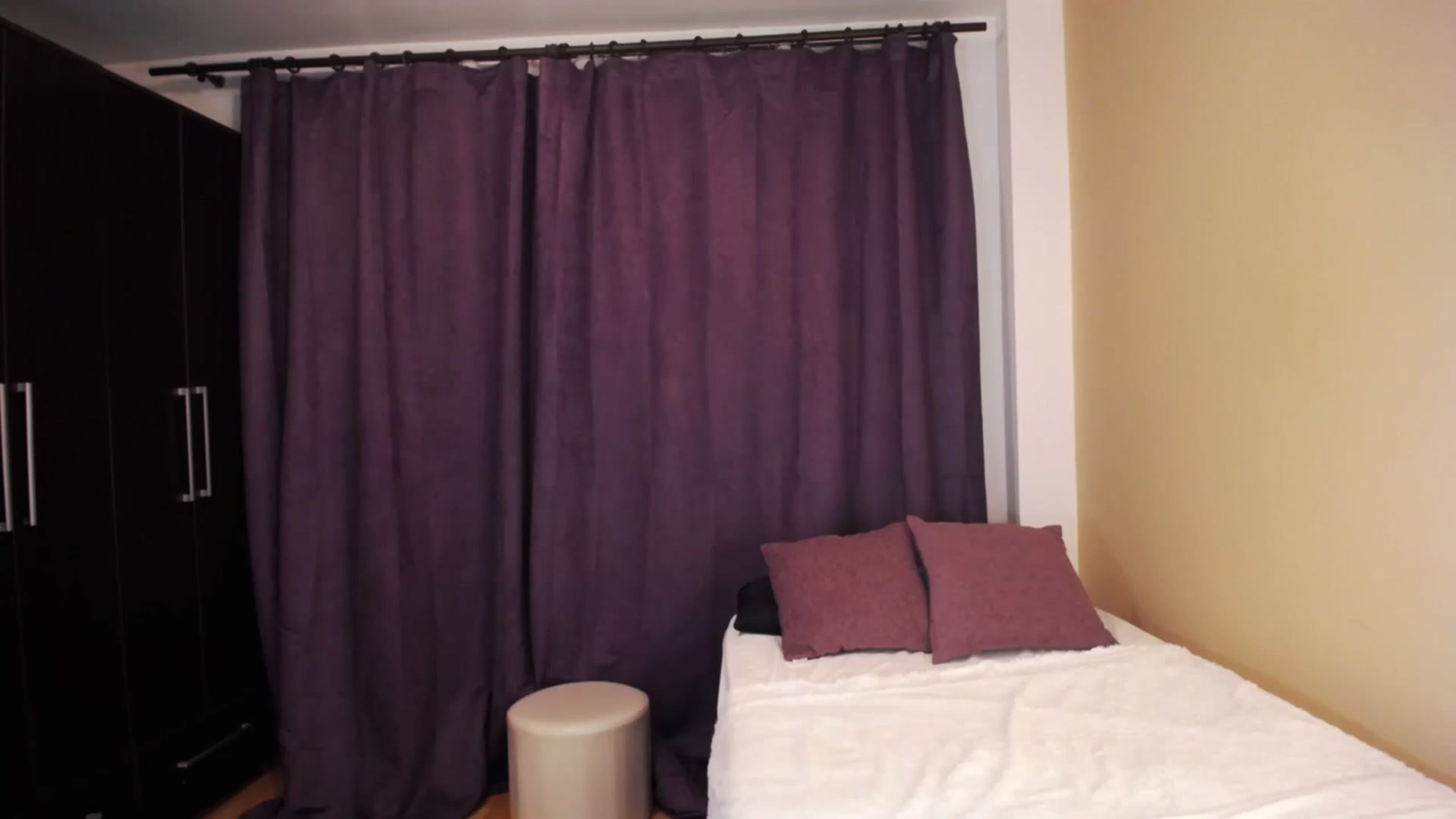 Gallery image thumbnail from Katy_KatyXX's myfreecams stream on, 06/19/2023, 01:53 image 4 of 20