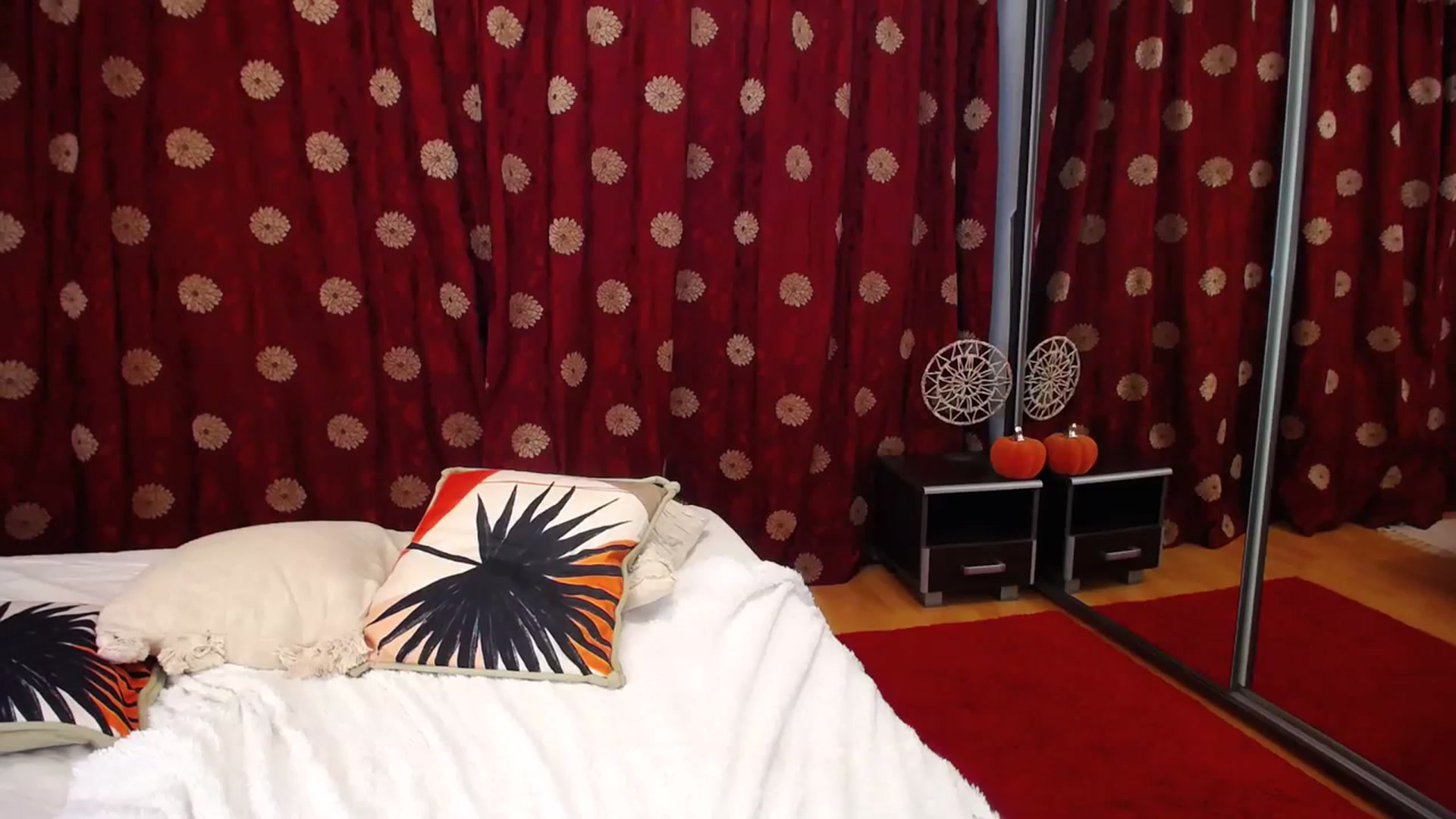 Gallery image thumbnail from Katy_KatyXX's myfreecams stream on, 08/28/2023, 05:12 image 2 of 20