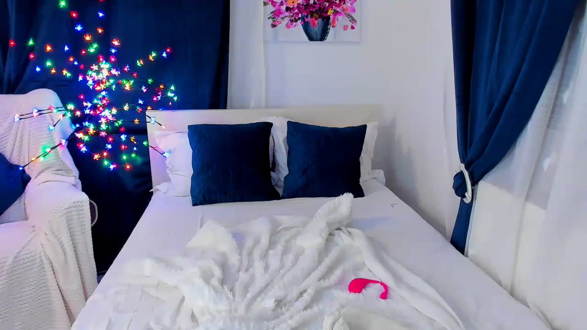 Gallery image thumbnail from Katy_KatyXX's myfreecams stream on, 03/19/2024, 03:38 image 12 of 20