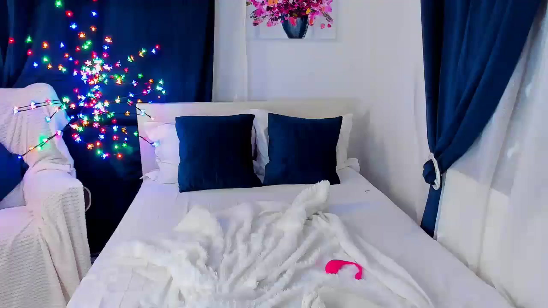Gallery image thumbnail from Katy_KatyXX's myfreecams stream on, 03/19/2024, 03:38 image 11 of 20