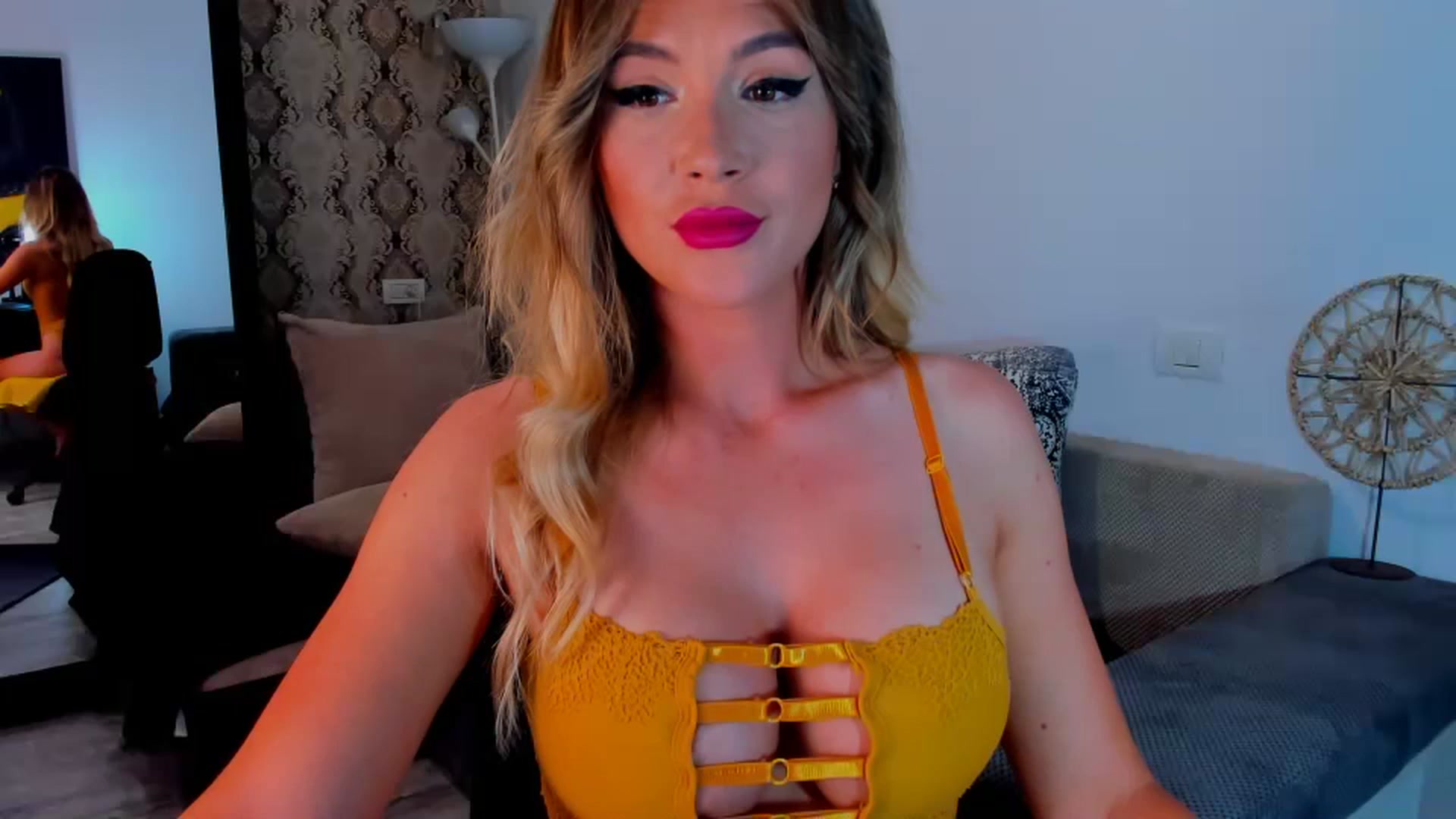 Gallery image thumbnail from Katy_KatyXX's myfreecams stream on, 05/27/2024, 01:28 image 4 of 20