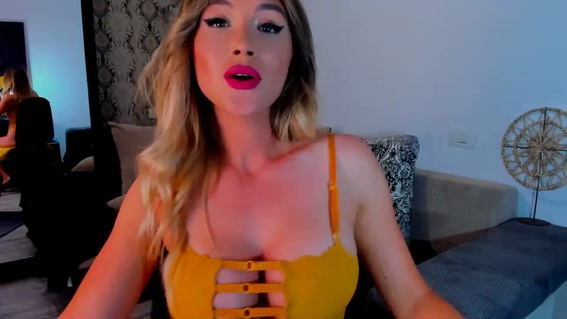 Gallery image thumbnail from Katy_KatyXX's myfreecams stream on, 05/27/2024, 01:28 image 19 of 20