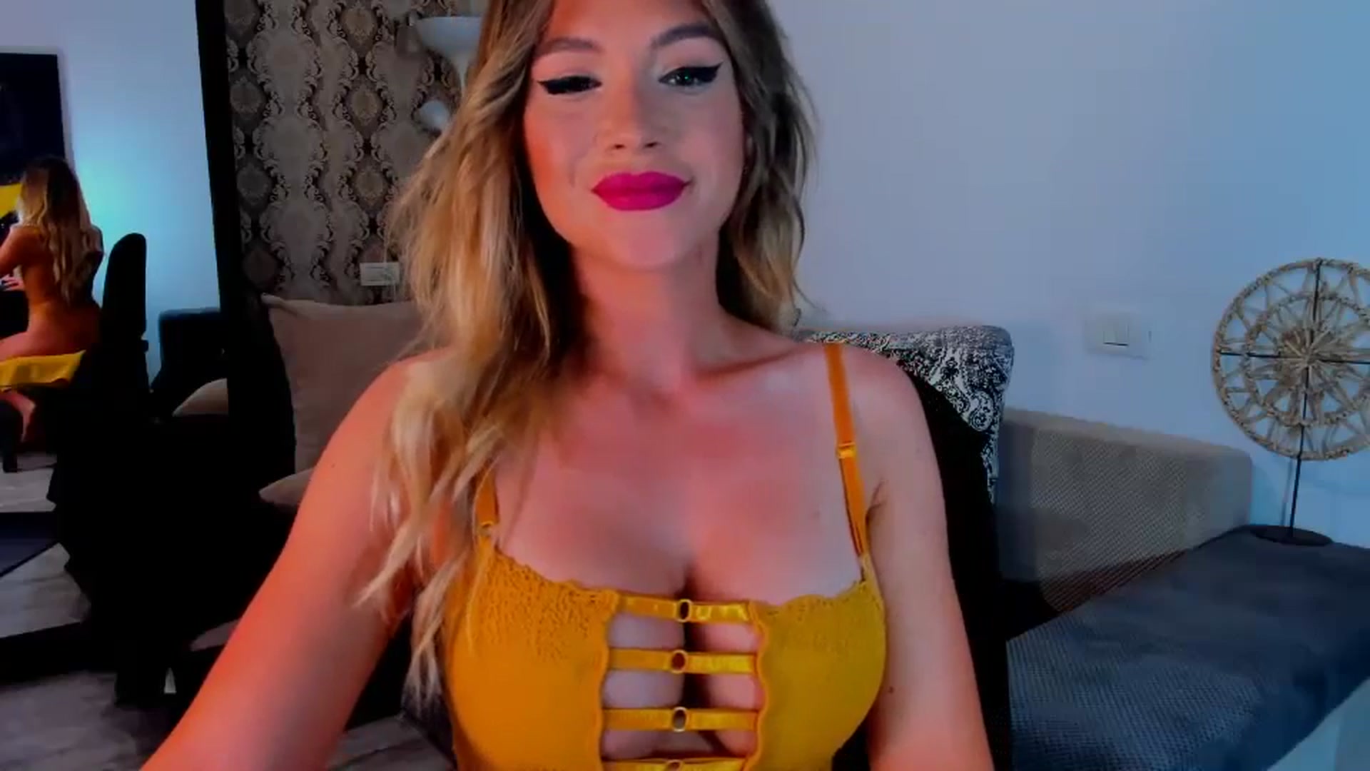 Gallery image thumbnail from Katy_KatyXX's myfreecams stream on, 05/27/2024, 01:28 image 8 of 20