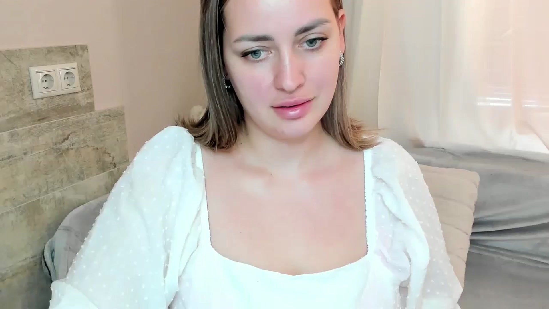 Gallery image thumbnail from Katy__Berry's myfreecams stream on, 11/02/2024, 14:45 image 3 of 20