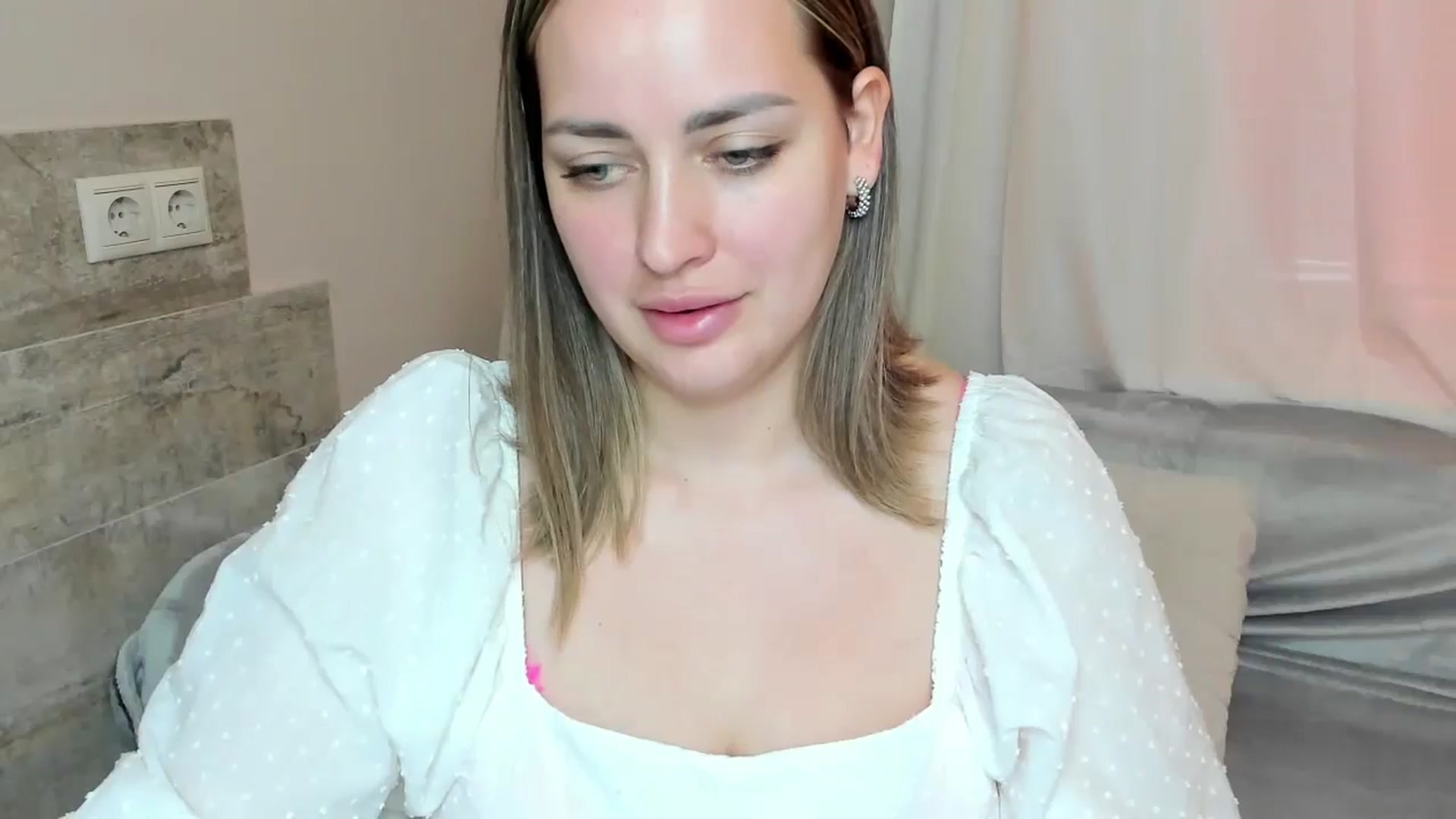 Gallery image thumbnail from Katy__Berry's myfreecams stream on, 11/02/2024, 14:45 image 16 of 20