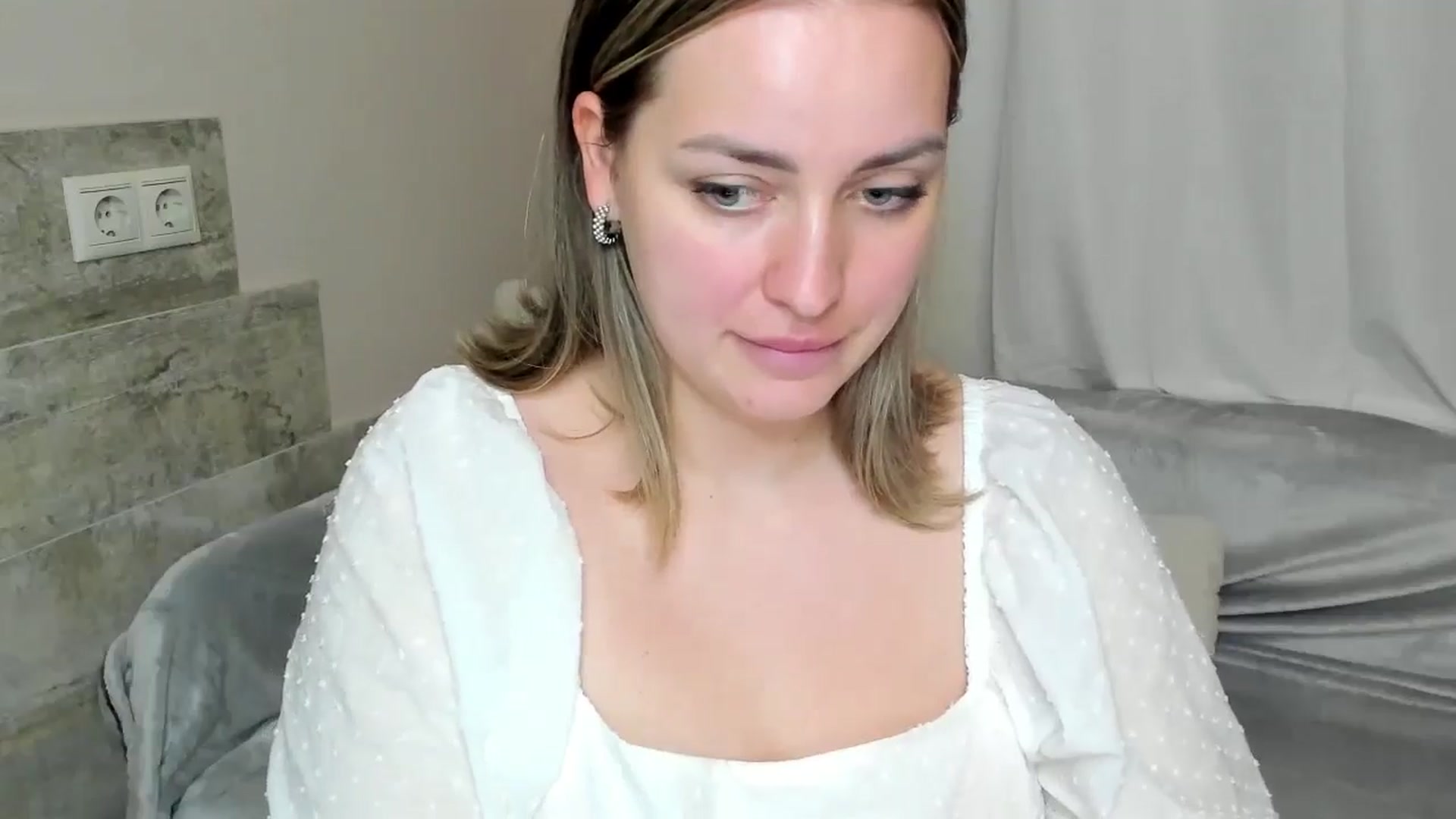 Gallery image thumbnail from Katy__Berry's myfreecams stream on, 11/02/2024, 15:51 image 15 of 20