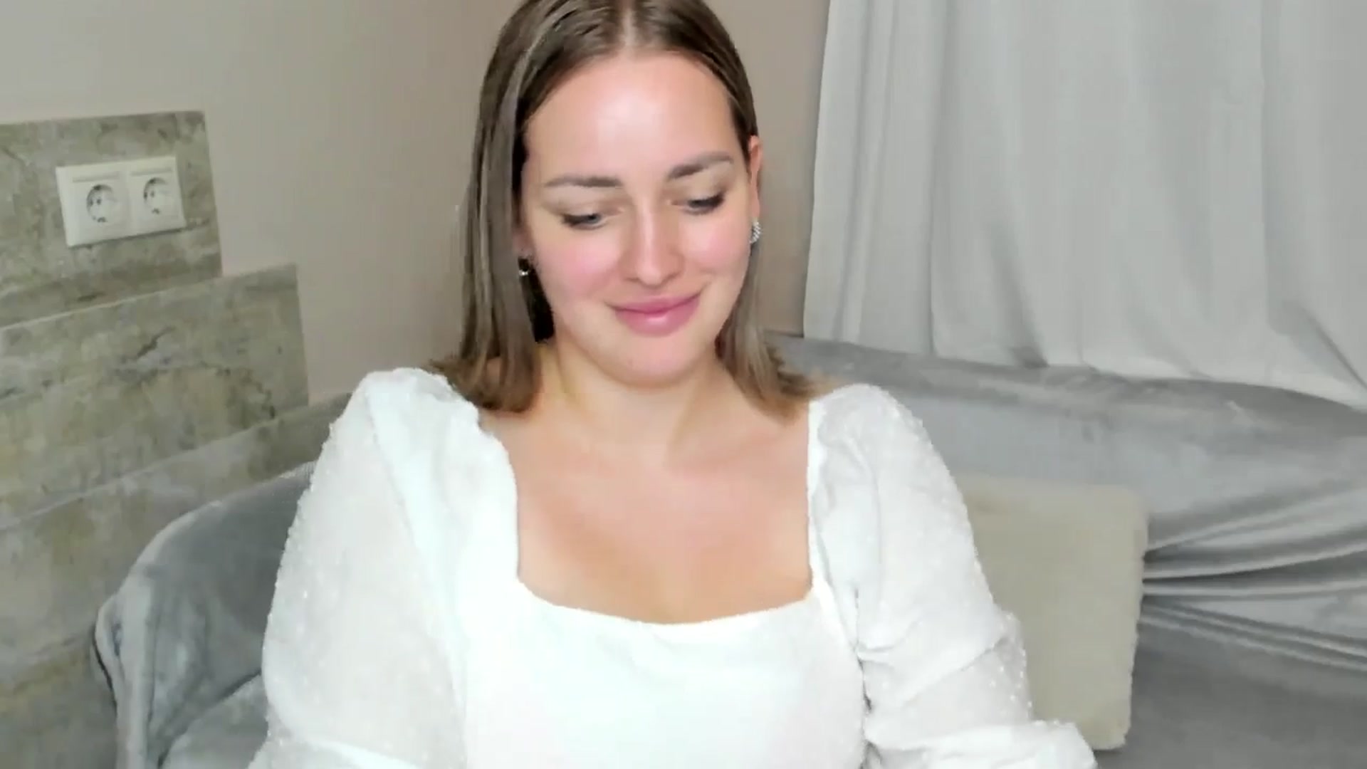 Gallery image thumbnail from Katy__Berry's myfreecams stream on, 11/02/2024, 15:51 image 13 of 20