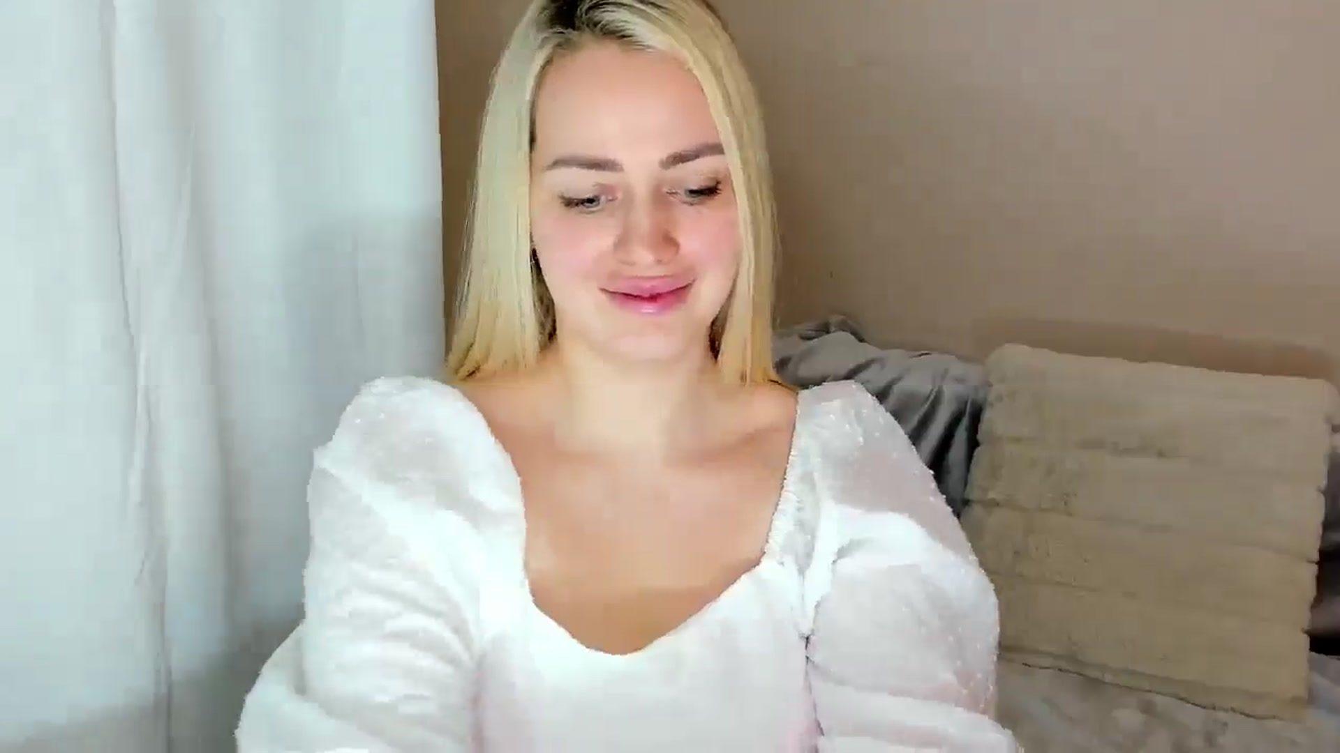 Gallery image thumbnail from Katy__Berry's myfreecams stream on, 01/31/2025, 15:57 image 20 of 20