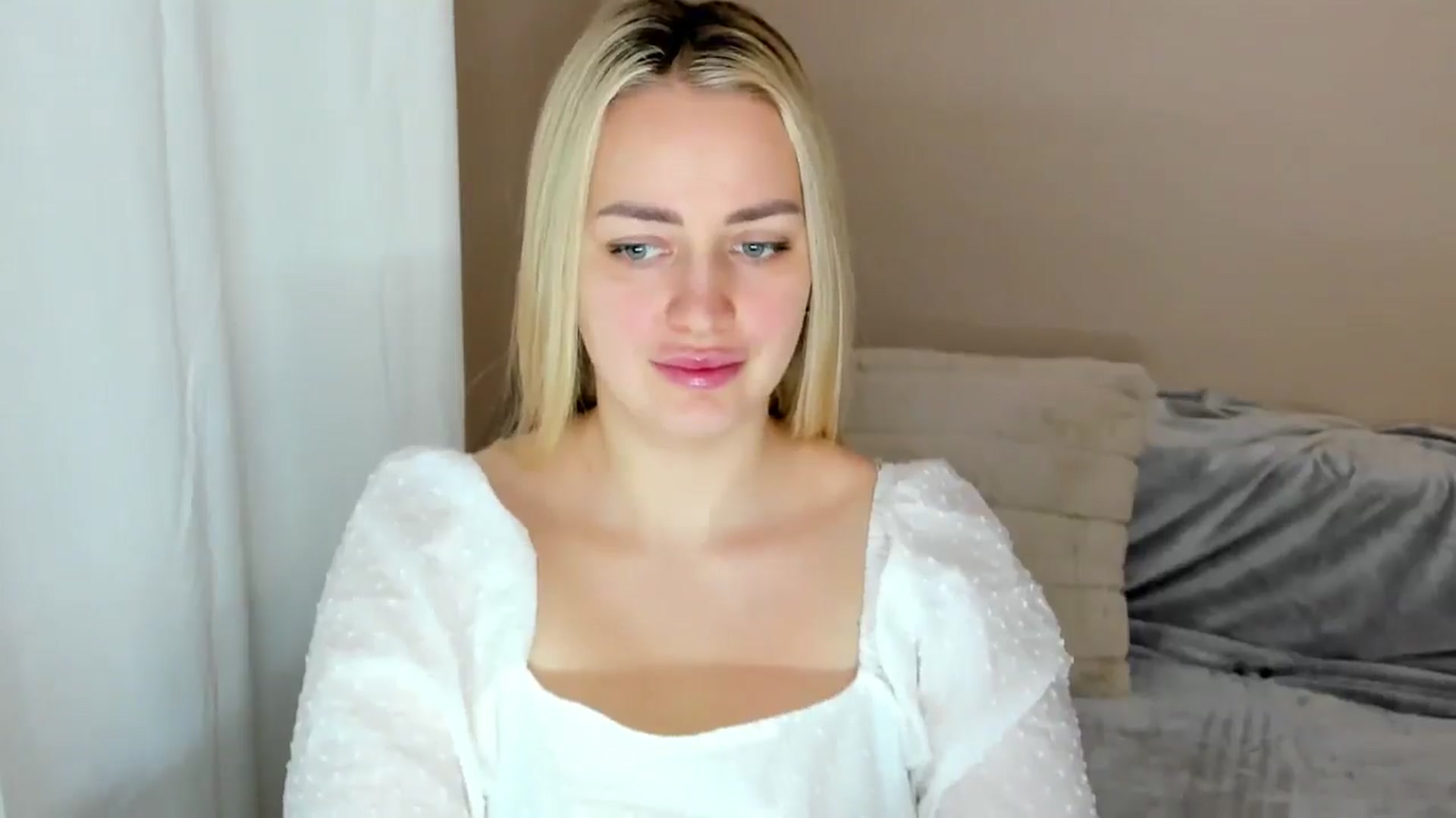 Gallery image thumbnail from Katy__Berry's myfreecams stream on, 02/02/2025, 13:20 image 3 of 20
