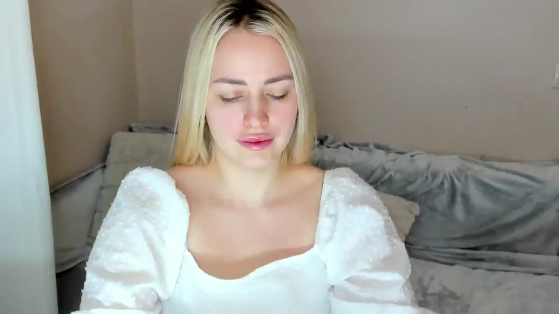 Gallery image thumbnail from Katy__Berry's myfreecams stream on, 02/02/2025, 14:56 image 18 of 20