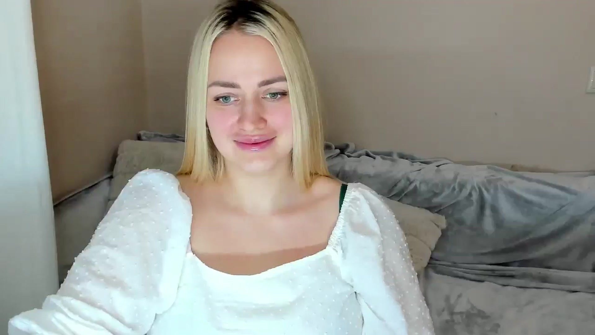 Gallery image thumbnail from Katy__Berry's myfreecams stream on, 02/02/2025, 14:56 image 20 of 20