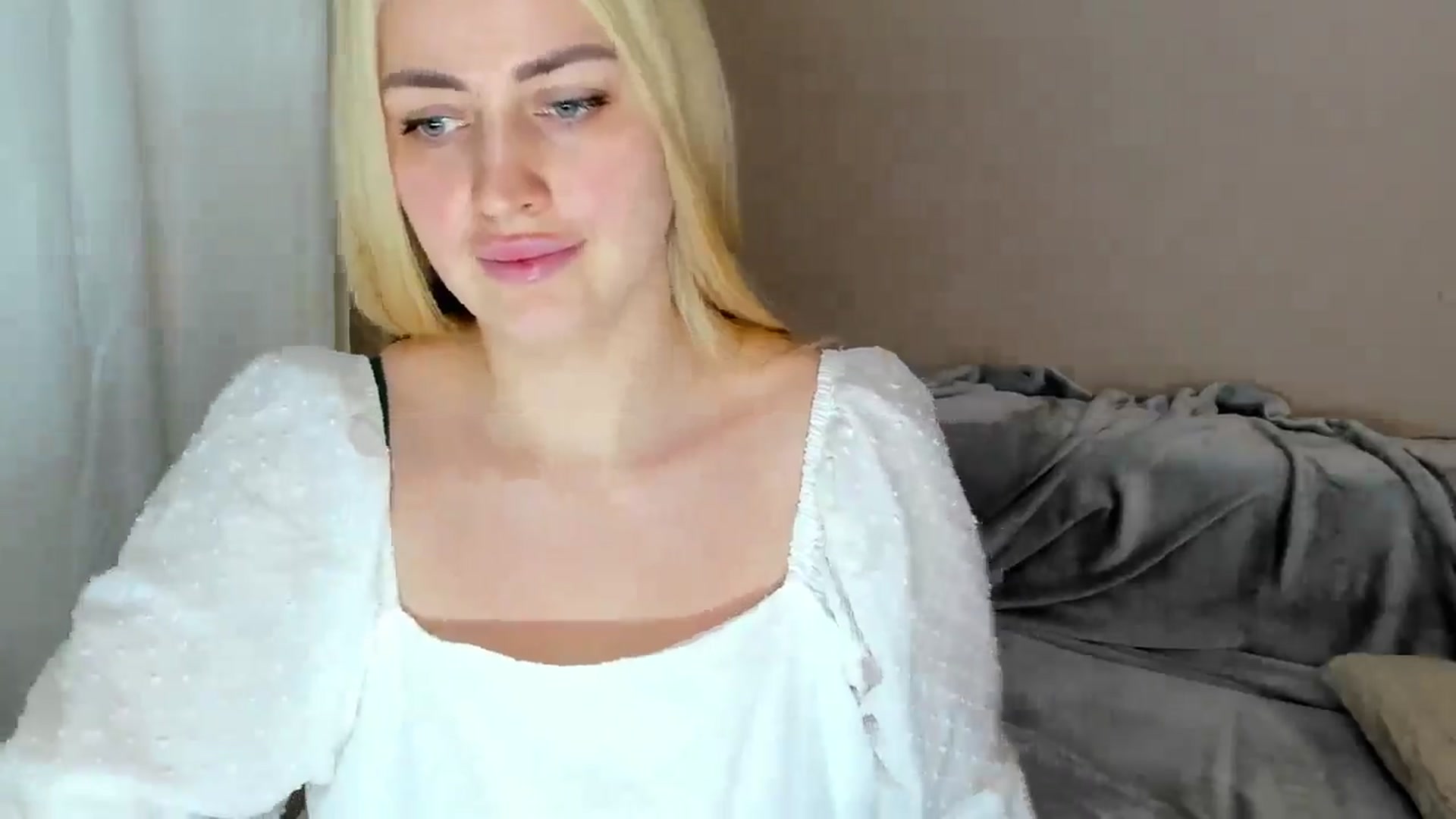 Gallery image thumbnail from Katy__Berry's myfreecams stream on, 02/09/2025, 16:10 image 5 of 20