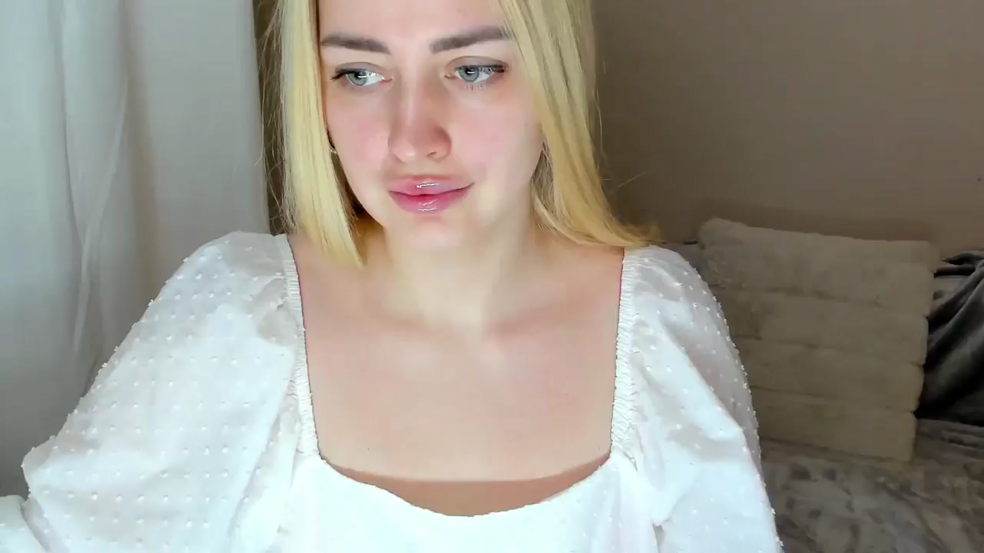Gallery image thumbnail from Katy__Berry's myfreecams stream on, 02/15/2025, 14:52 image 2 of 20