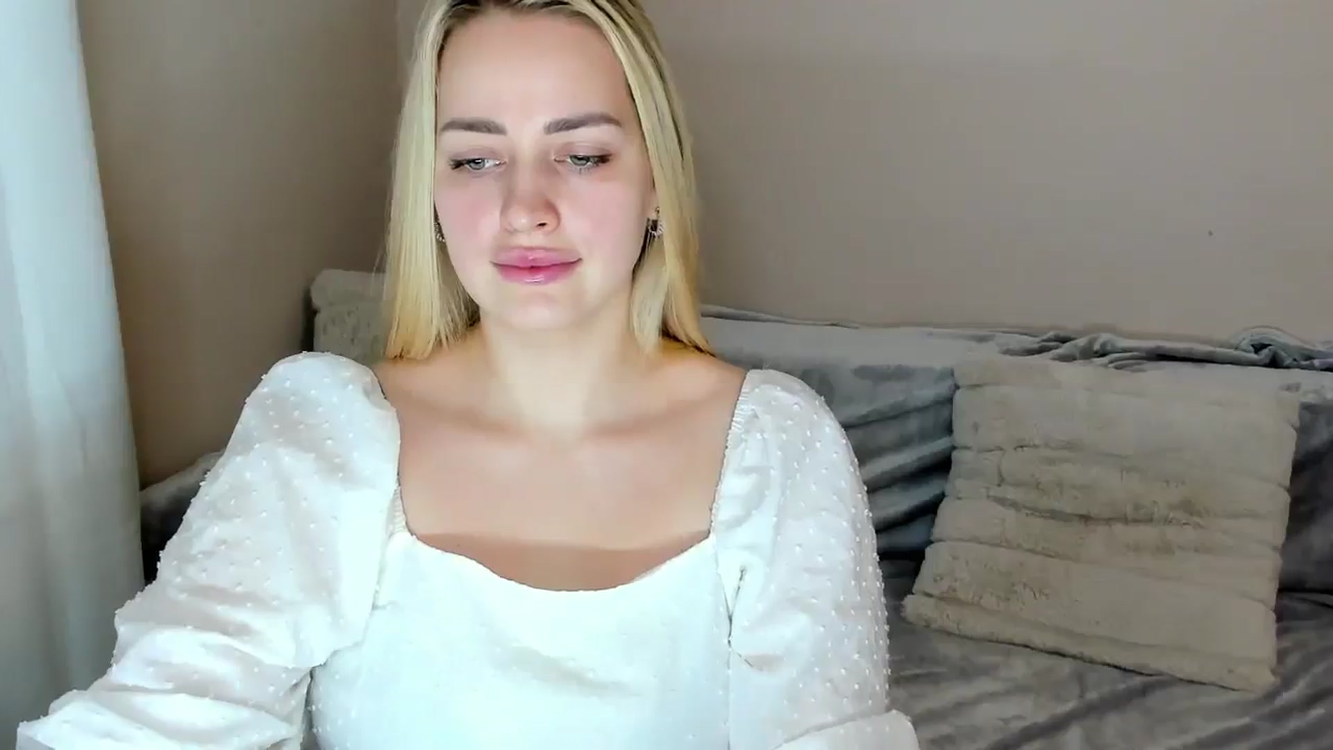 Gallery image thumbnail from Katy__Berry's myfreecams stream on, 02/16/2025, 15:44 image 20 of 20