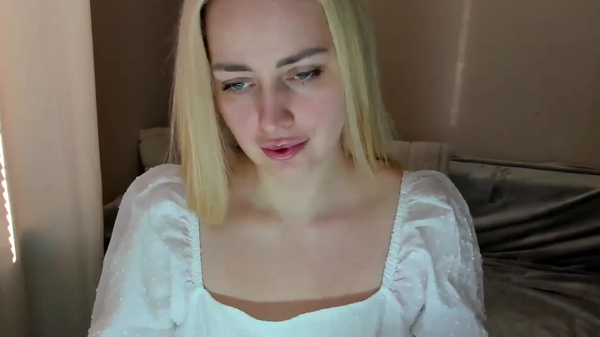 Gallery image thumbnail from Katy__Berry's myfreecams stream on, 02/22/2025, 14:47 image 6 of 20