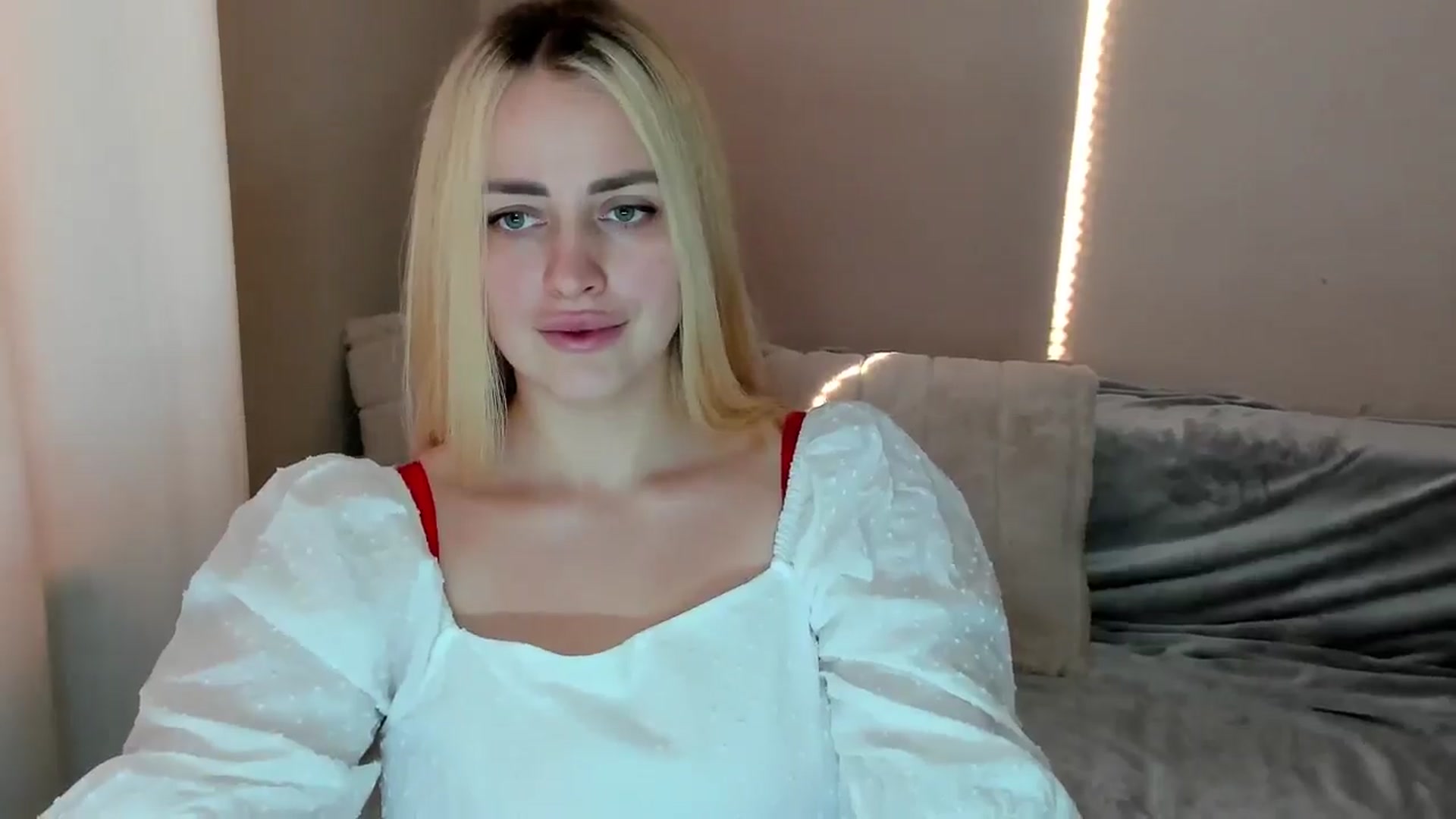 Gallery image thumbnail from Katy__Berry's myfreecams stream on, 02/22/2025, 14:47 image 18 of 20