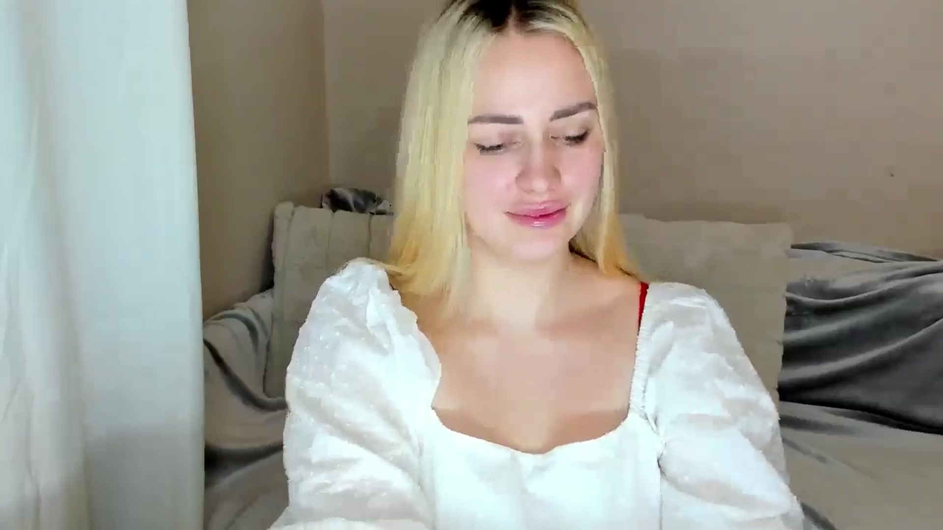 Gallery image thumbnail from Katy__Berry's myfreecams stream on, 02/23/2025, 15:36 image 5 of 20