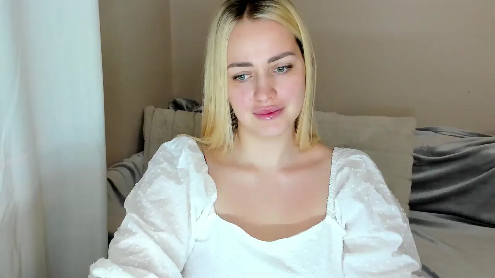 Gallery image thumbnail from Katy__Berry's myfreecams stream on, 02/23/2025, 15:36 image 1 of 20
