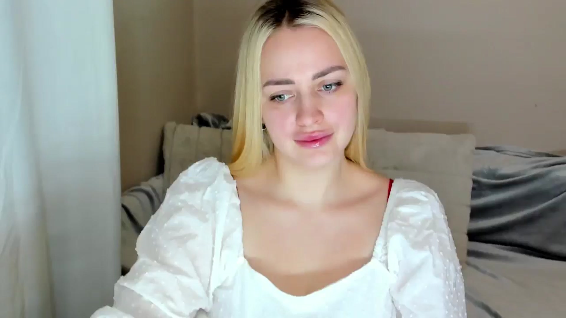 Gallery image thumbnail from Katy__Berry's myfreecams stream on, 02/23/2025, 15:36 image 18 of 20