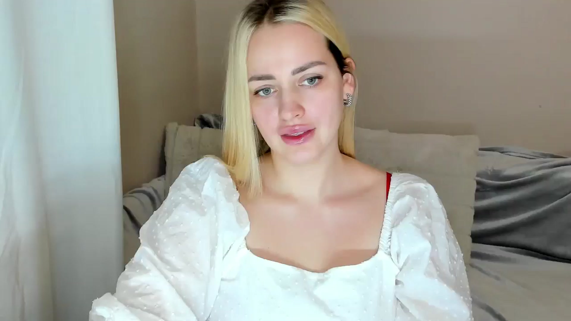 Gallery image thumbnail from Katy__Berry's myfreecams stream on, 02/23/2025, 15:36 image 4 of 20