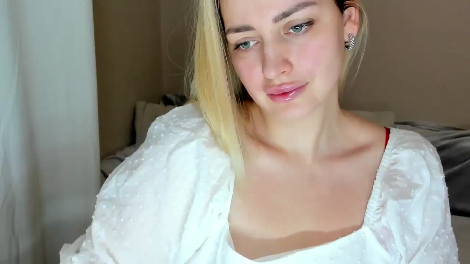 Gallery image thumbnail from Katy__Berry's myfreecams stream on, 02/23/2025, 15:36 image 6 of 20