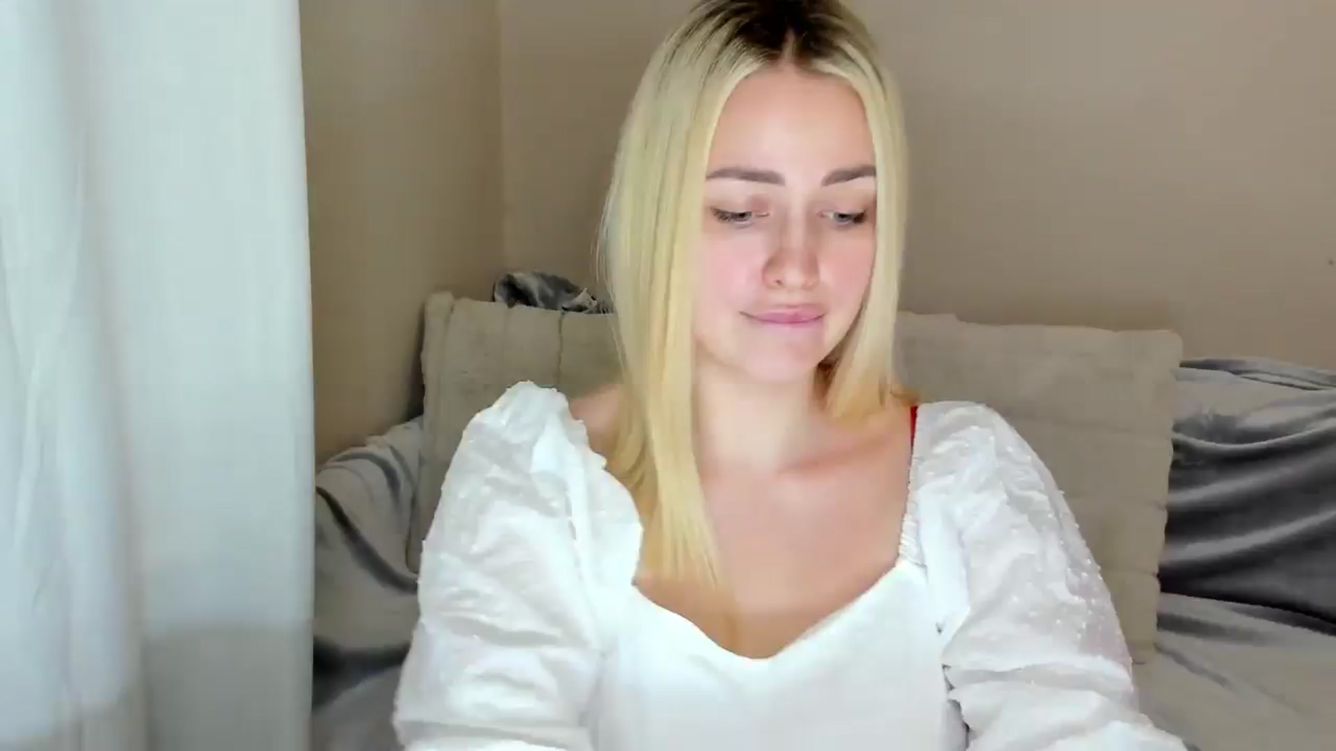 Gallery image thumbnail from Katy__Berry's myfreecams stream on, 02/23/2025, 17:24 image 1 of 20