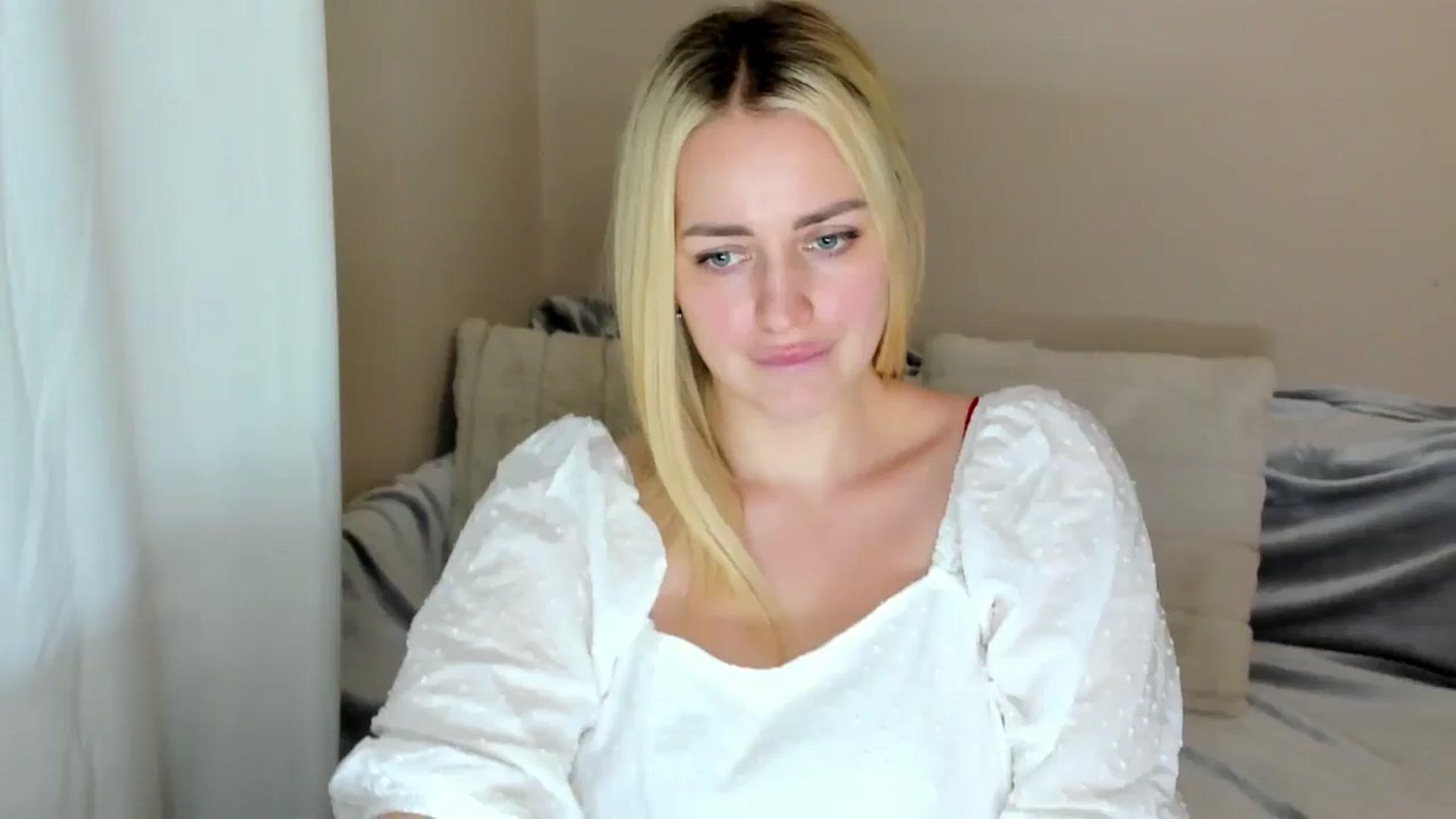 Gallery image thumbnail from Katy__Berry's myfreecams stream on, 02/23/2025, 17:24 image 6 of 20