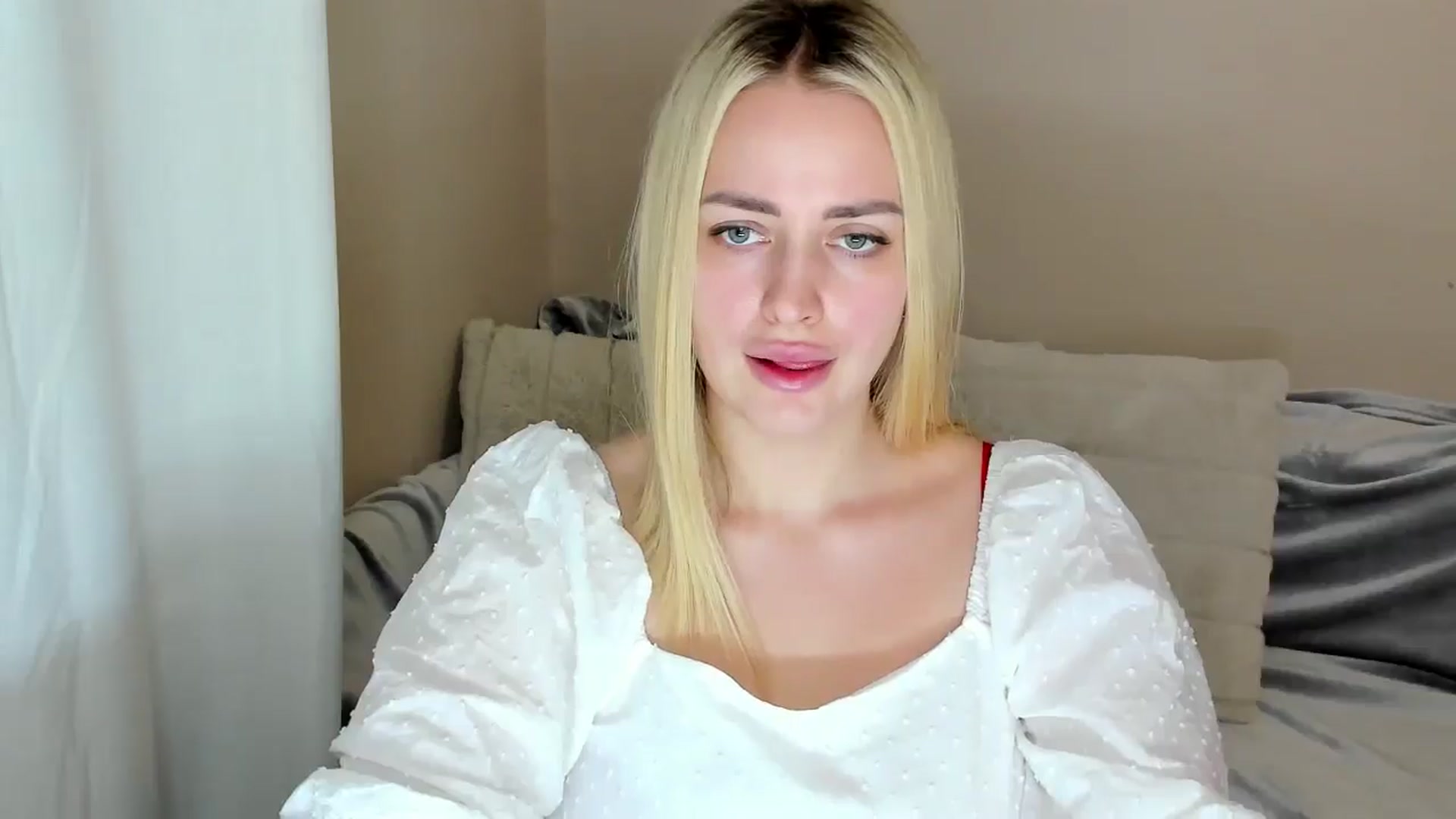Gallery image thumbnail from Katy__Berry's myfreecams stream on, 02/23/2025, 17:24 image 3 of 20
