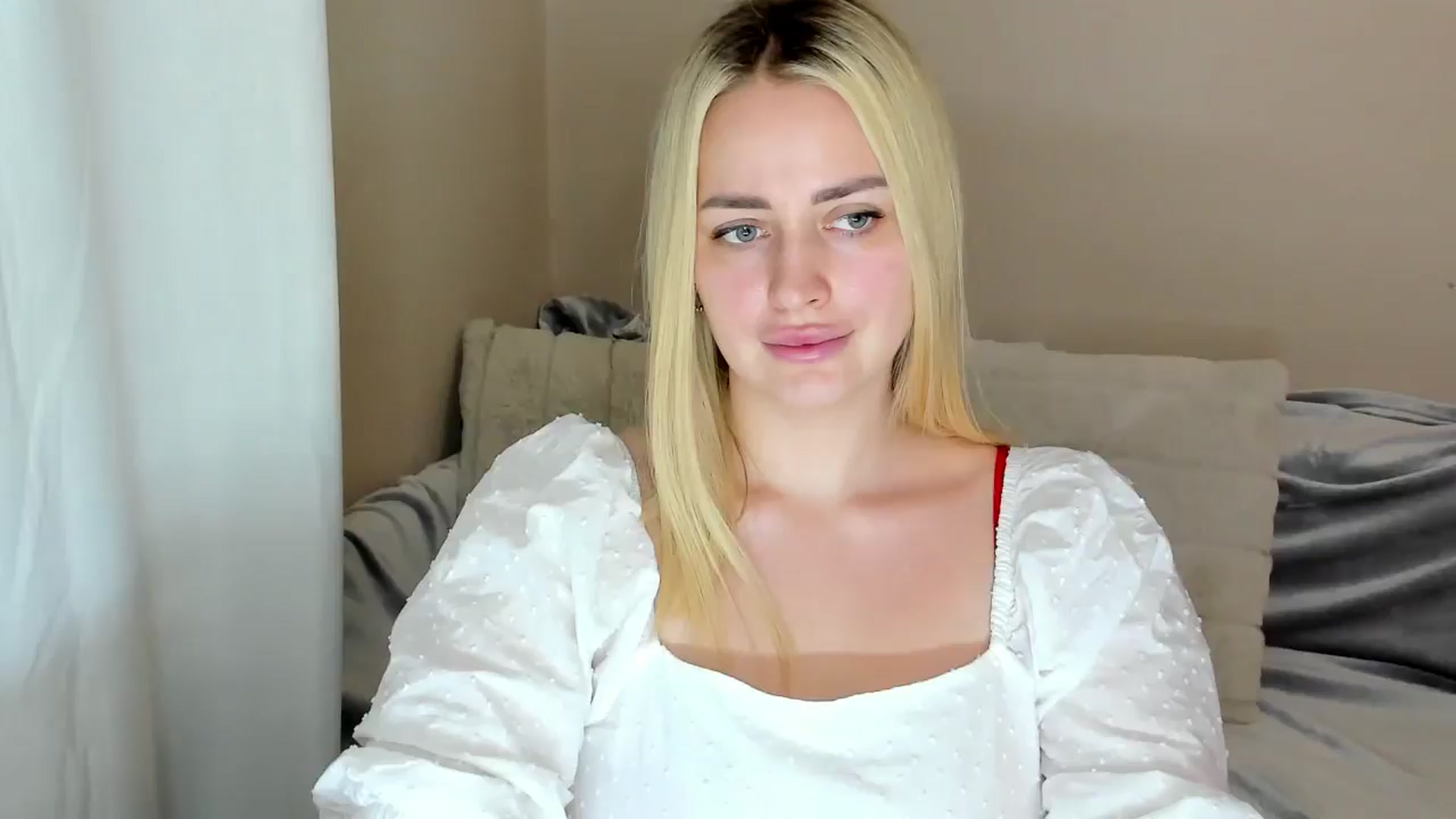Gallery image thumbnail from Katy__Berry's myfreecams stream on, 02/23/2025, 17:24 image 4 of 20