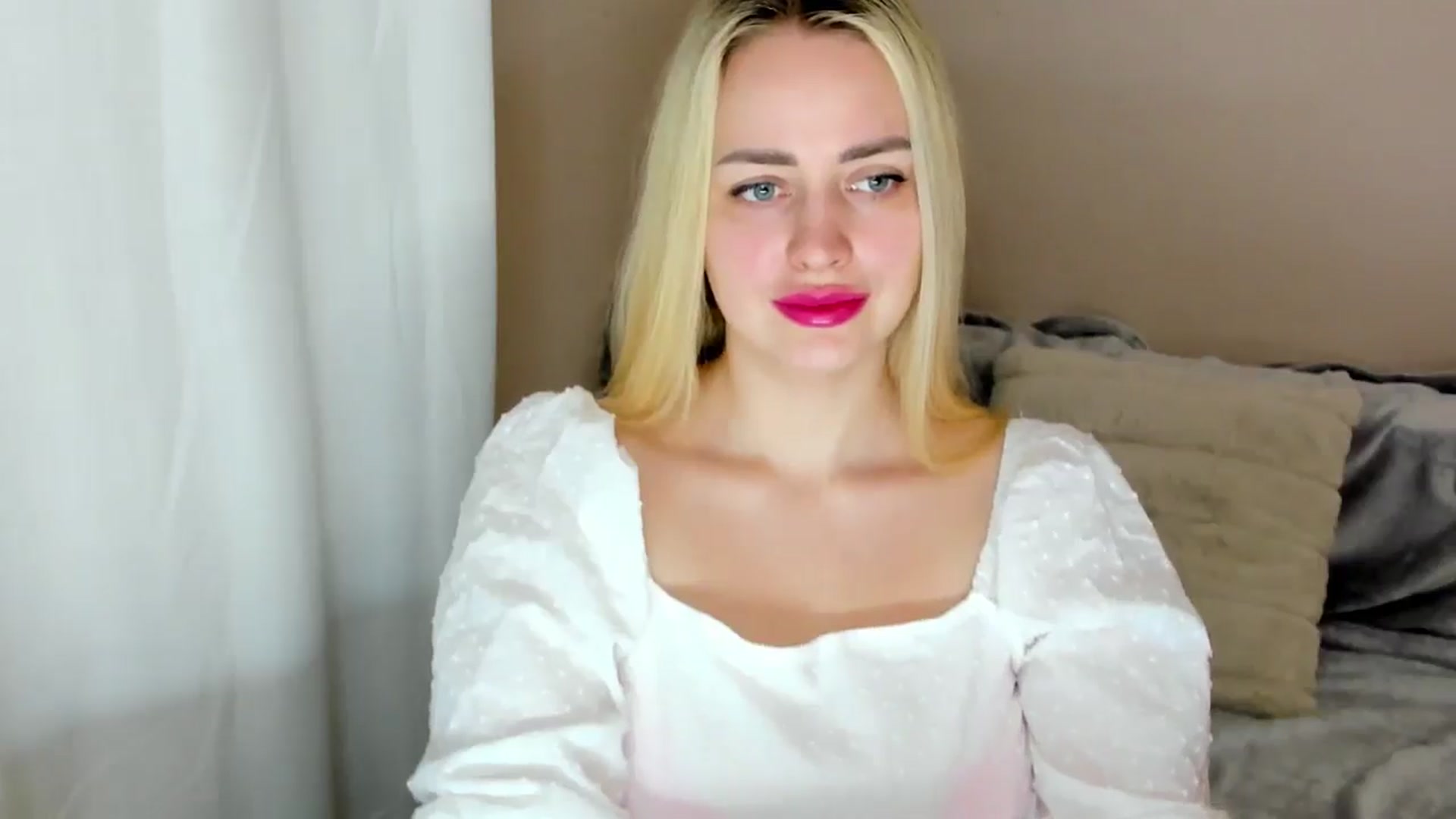 Gallery image thumbnail from Katy__Berry's myfreecams stream on, 03/02/2025, 15:50 image 8 of 20
