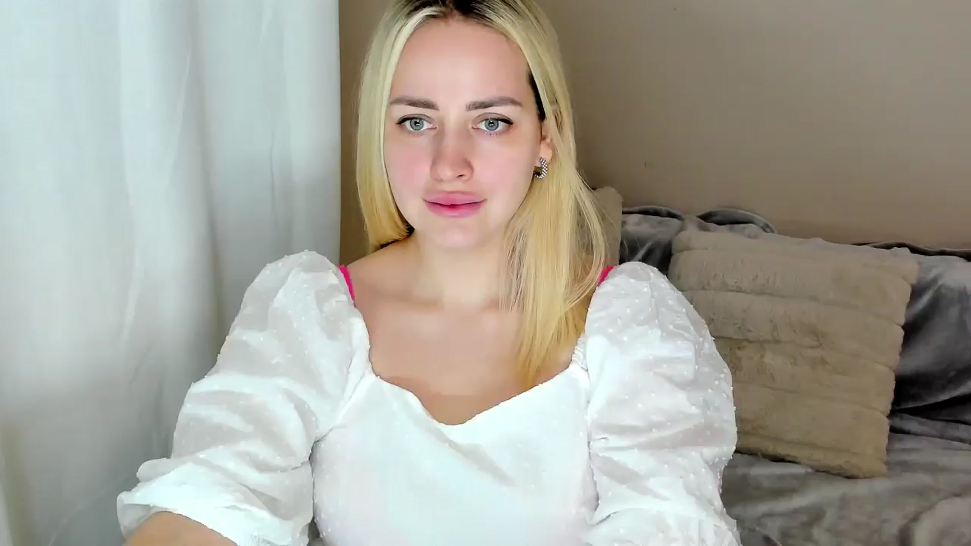 Gallery image thumbnail from Katy__Berry's myfreecams stream on, 03/02/2025, 16:16 image 1 of 20