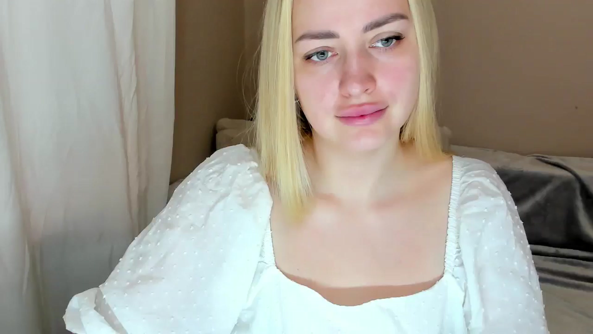 Gallery image thumbnail from Katy__Berry's myfreecams stream on, 03/13/2025, 10:21 image 2 of 20