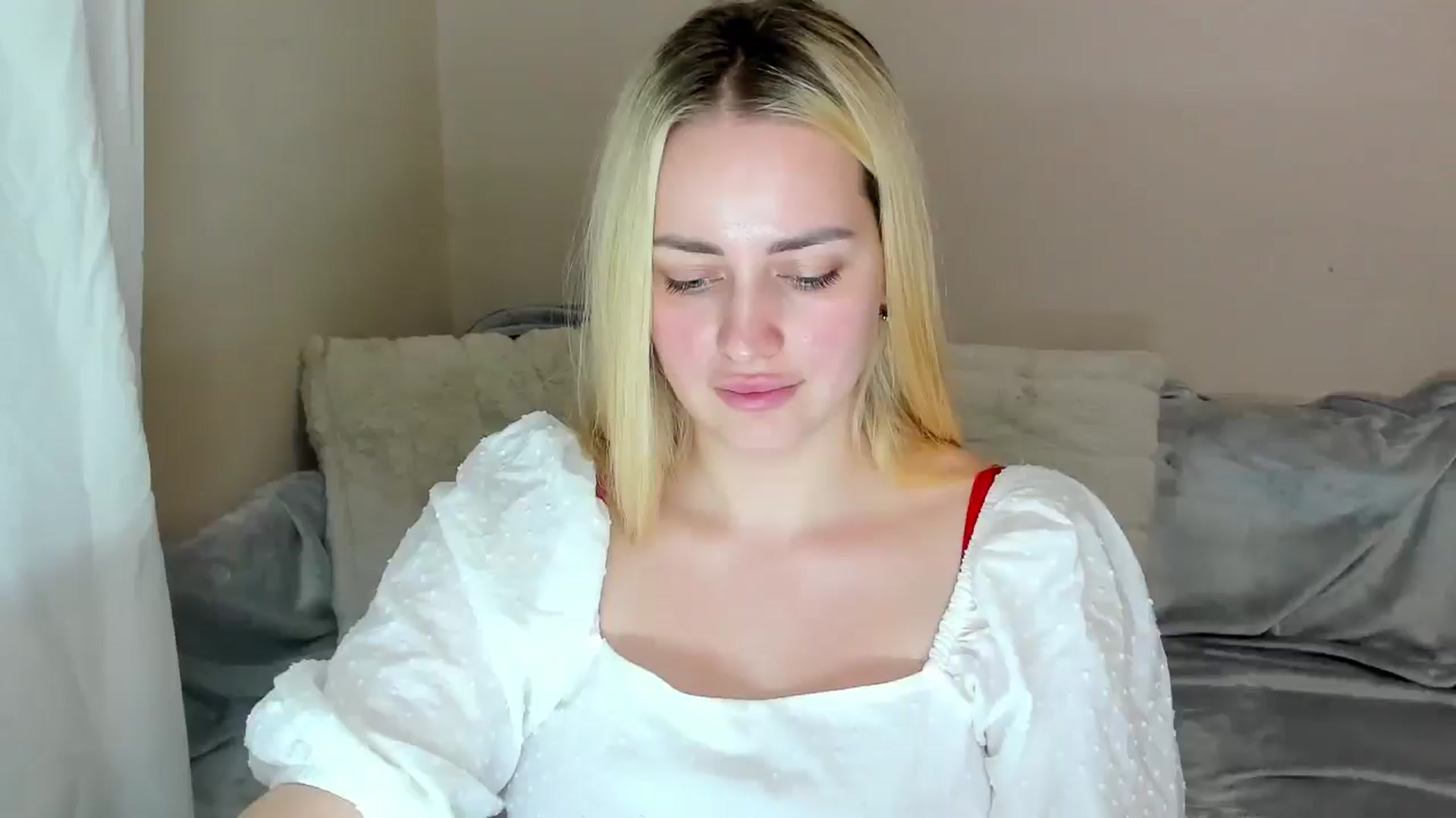 Gallery image thumbnail from Katy__Berry's myfreecams stream on, 03/16/2025, 16:53 image 1 of 20