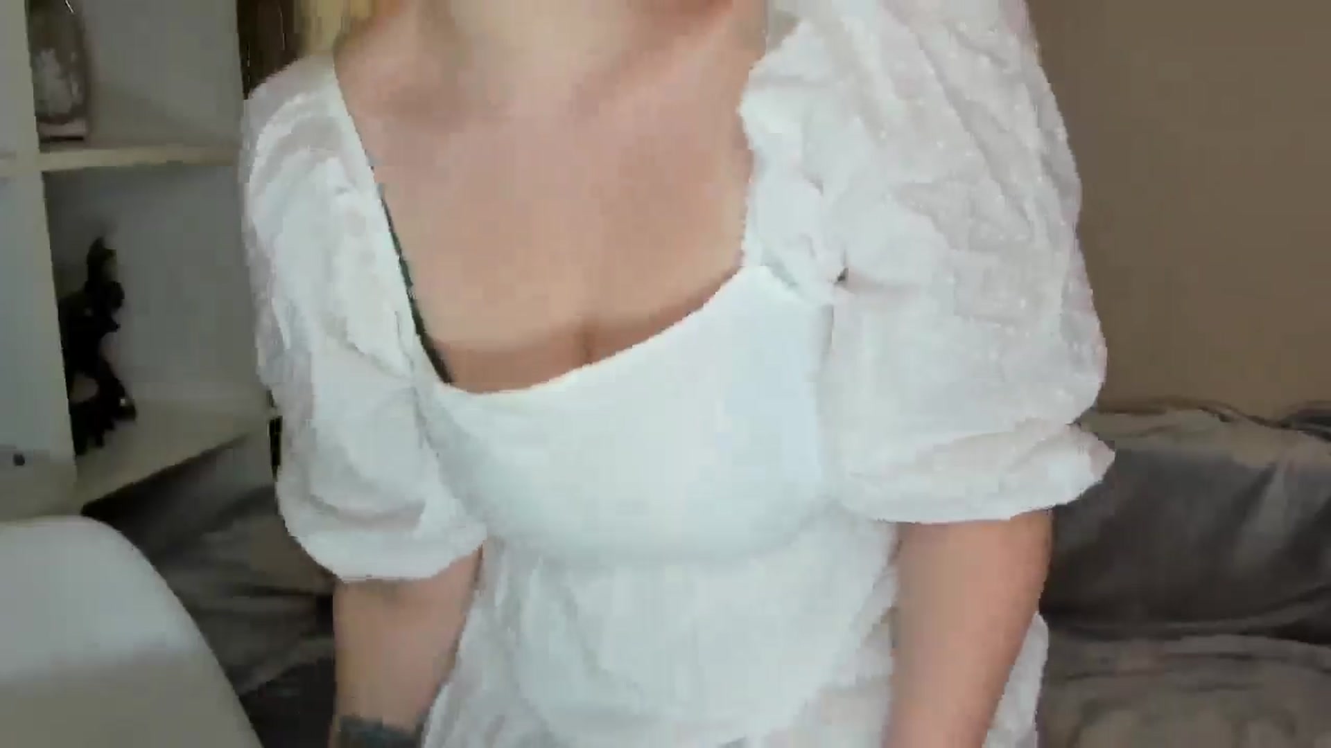 Gallery image thumbnail from Katy__Berry's myfreecams stream on, 05/15/2025, 12:48 image 10 of 20