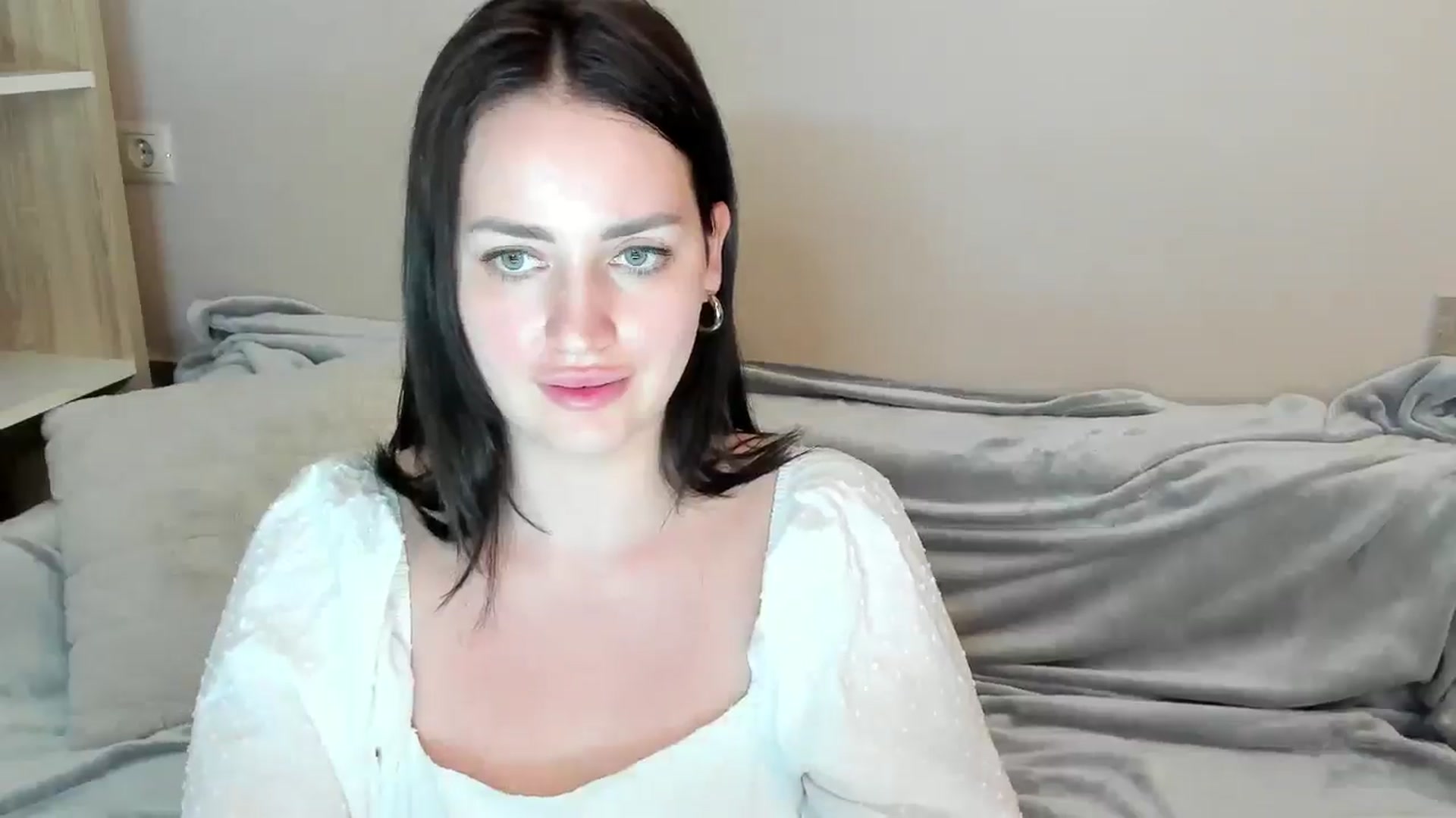 Gallery image thumbnail from Katy__Berry's myfreecams stream on, 05/31/2025, 16:12 image 20 of 20