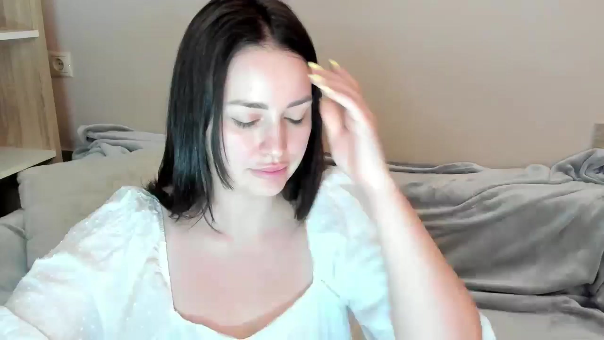 Gallery image thumbnail from Katy__Berry's myfreecams stream on, 05/31/2025, 16:12 image 10 of 20