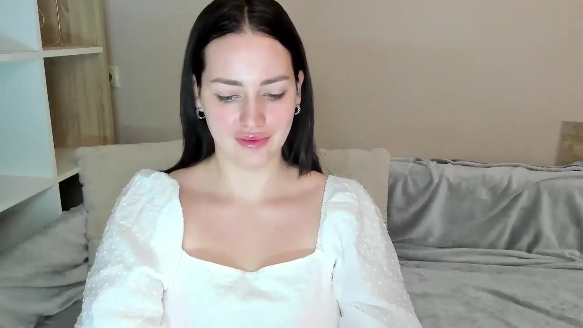 Gallery image thumbnail from Katy__Berry's myfreecams stream on, 06/01/2025, 13:24 image 9 of 20