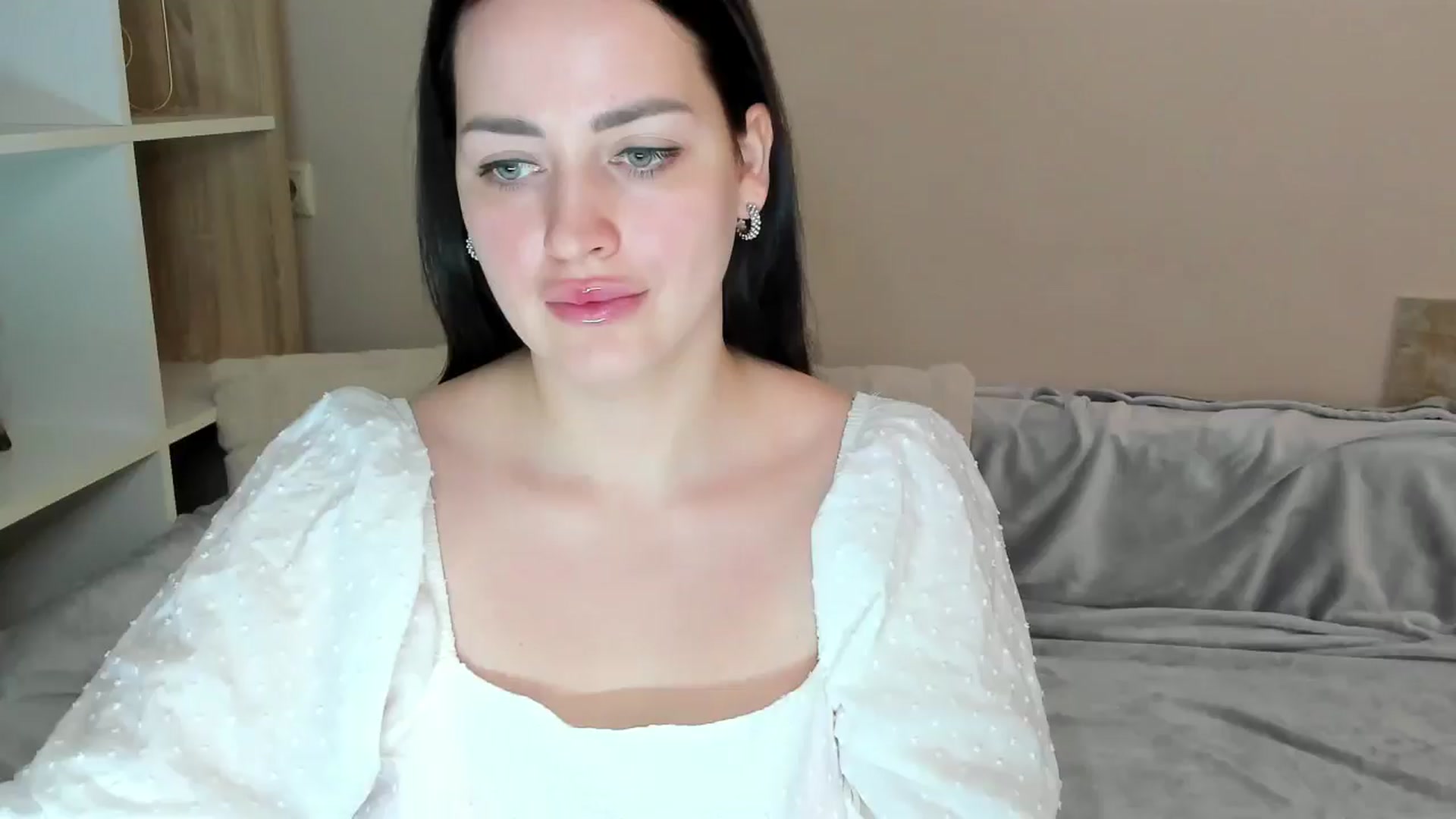 Gallery image thumbnail from Katy__Berry's myfreecams stream on, 06/01/2025, 13:24 image 1 of 20