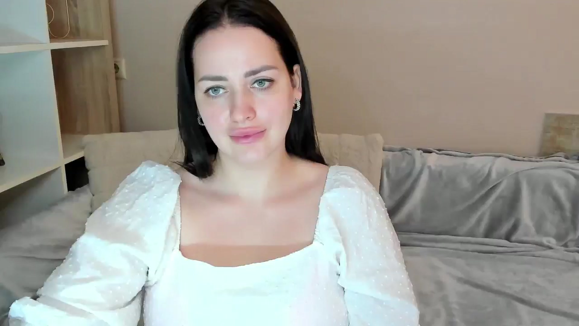 Gallery image thumbnail from Katy__Berry's myfreecams stream on, 06/01/2025, 14:20 image 12 of 20
