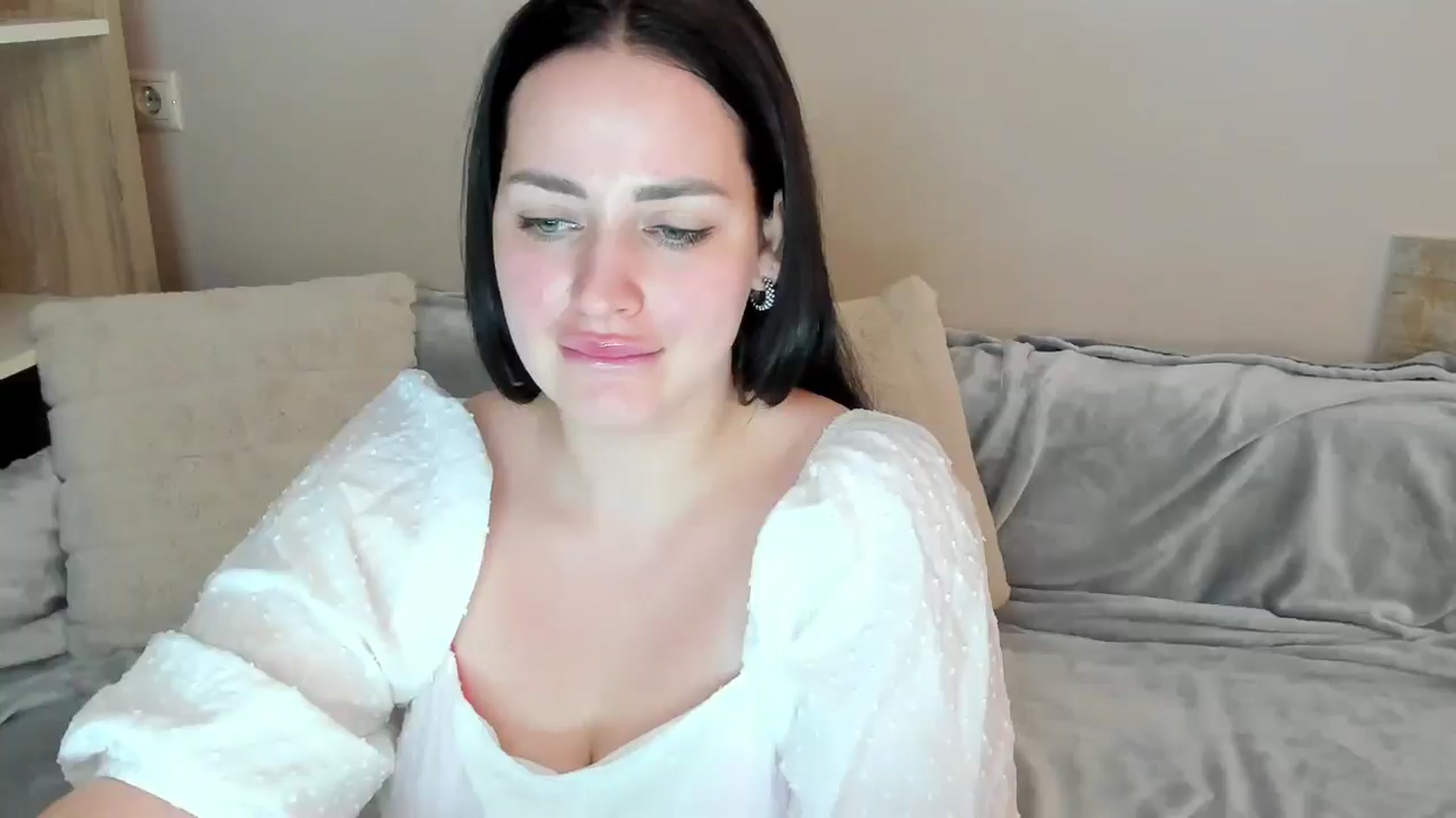 Gallery image thumbnail from Katy__Berry's myfreecams stream on, 06/01/2025, 16:17 image 19 of 20