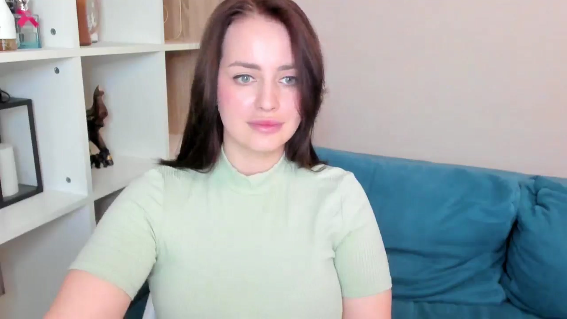 Gallery image thumbnail from Katy__Berry's myfreecams stream on, 07/13/2025, 14:07 image 12 of 20