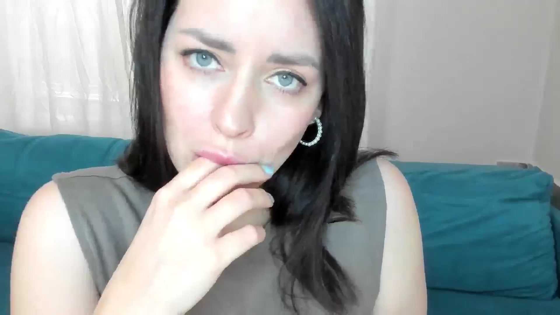 Gallery image thumbnail from Katy__Berry's myfreecams stream on, 07/18/2025, 13:03 image 18 of 20